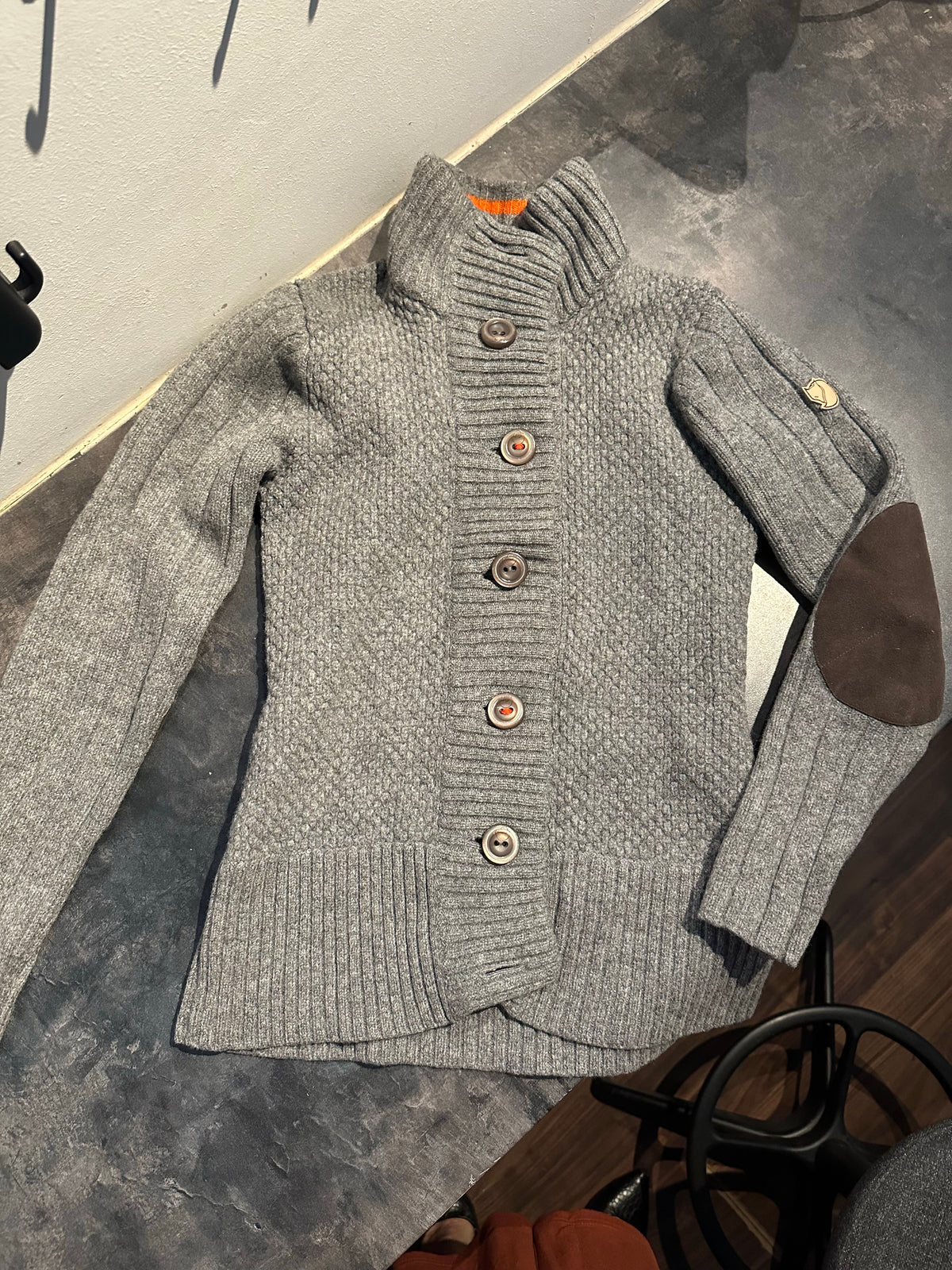 Strick Jacke Fjällräven pure Wolle (S Damen) grau