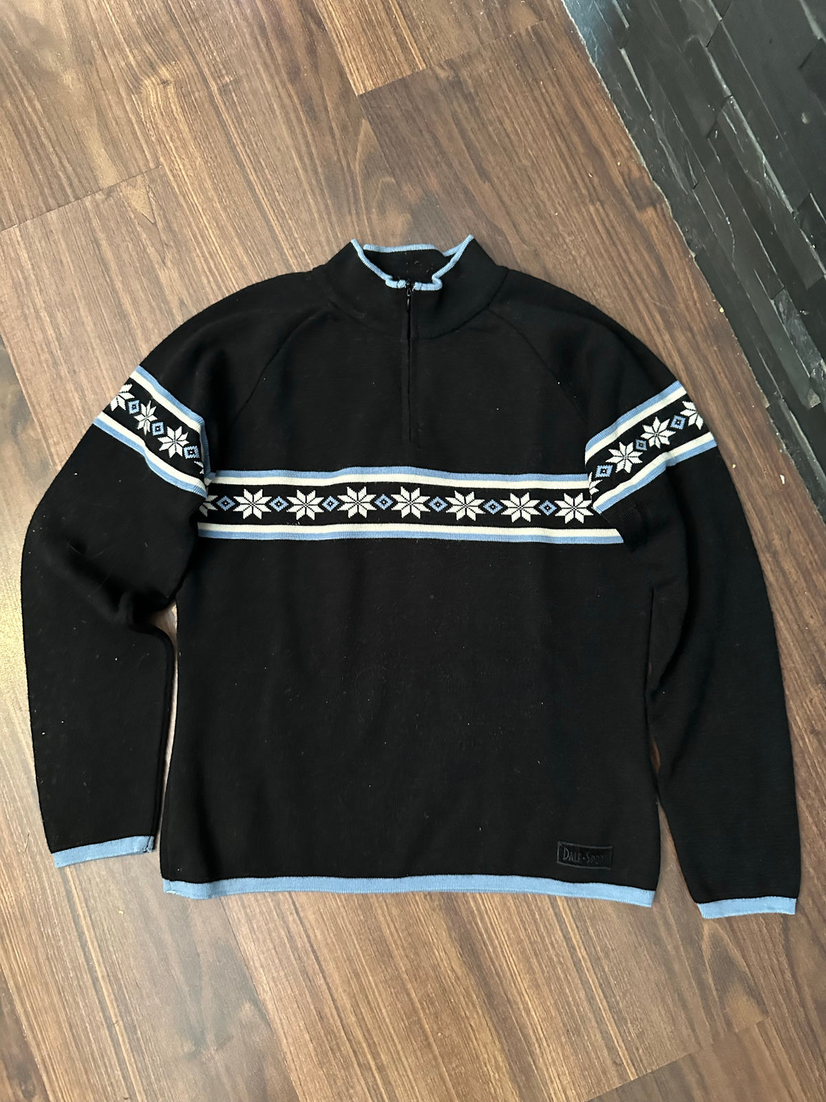 100% Wolle Dale of Norway Strickpullover (M Damen) schwarz
