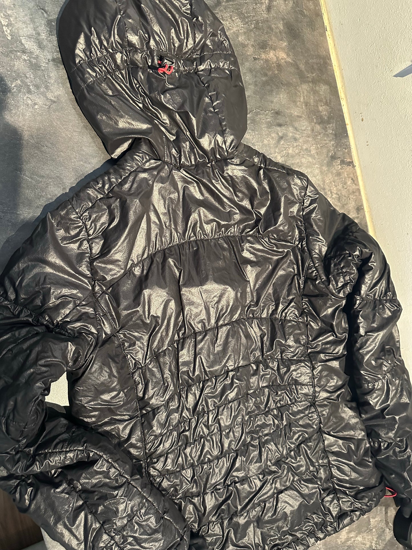 Wolle / Daunen Isolation Jacke Ortovox (S Herren) schwarz mit Kapuze
