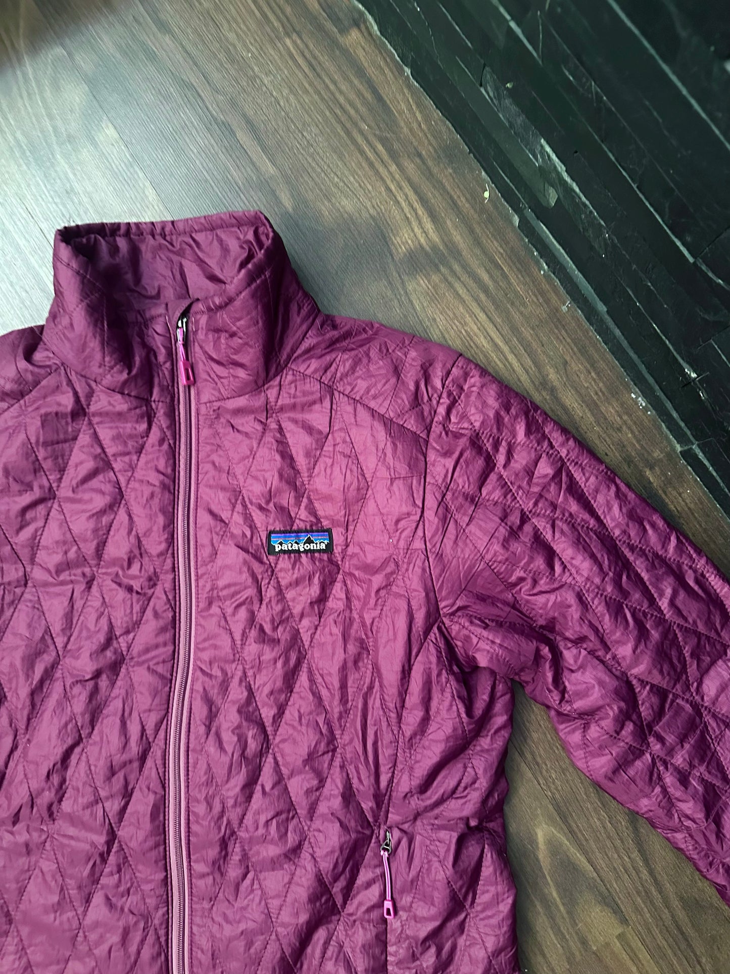 Primaloft Jacke von Patagonia (M Damen) Nano Puff lila