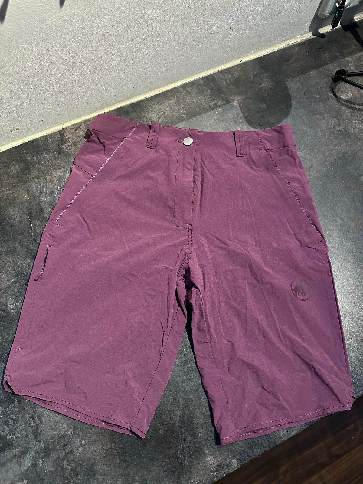 Kurze Wanderhose Mammut (S Damen) Shorts lila