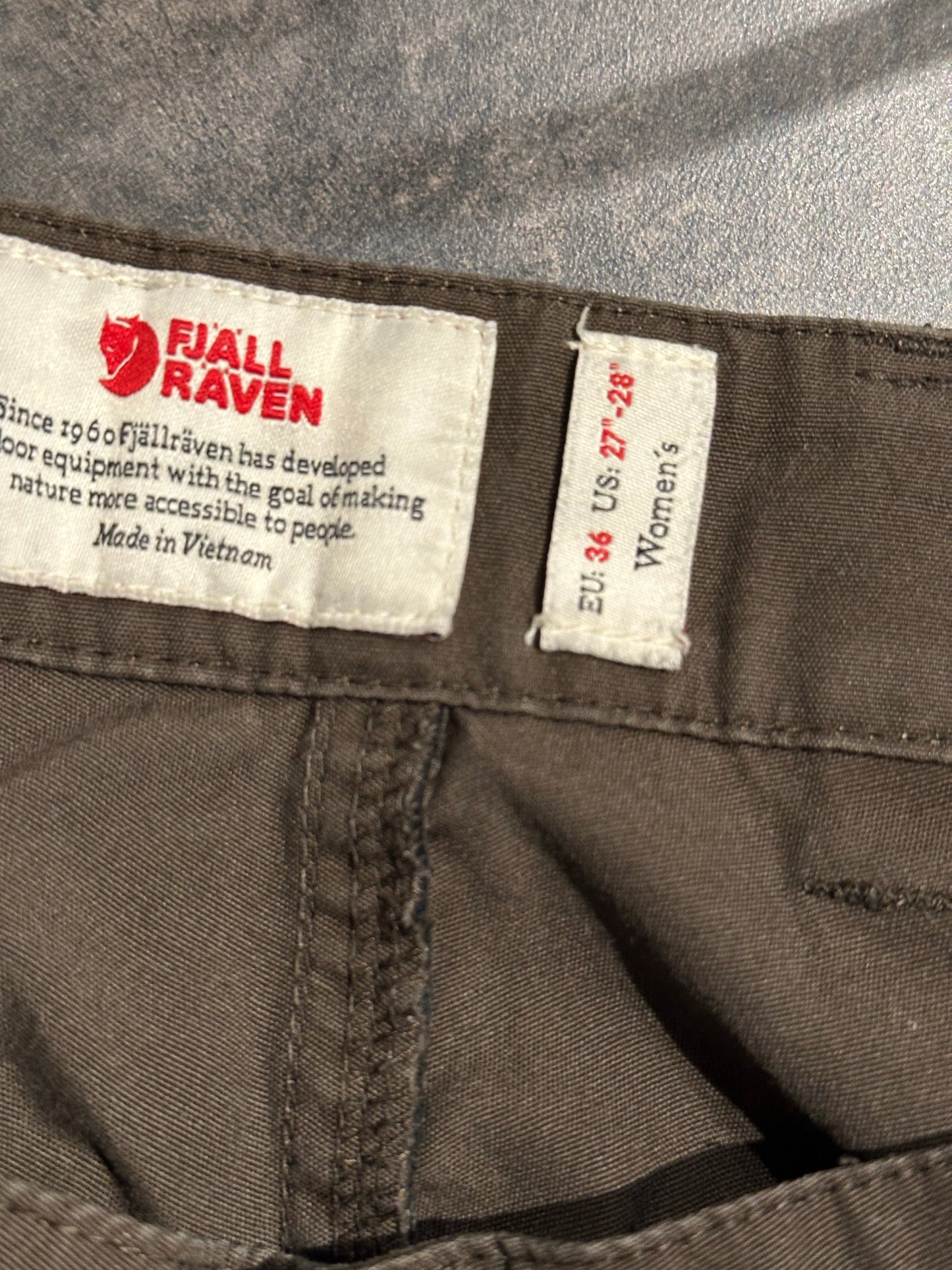 Fjällräven Barents Hose (S Damen) braun schwarz