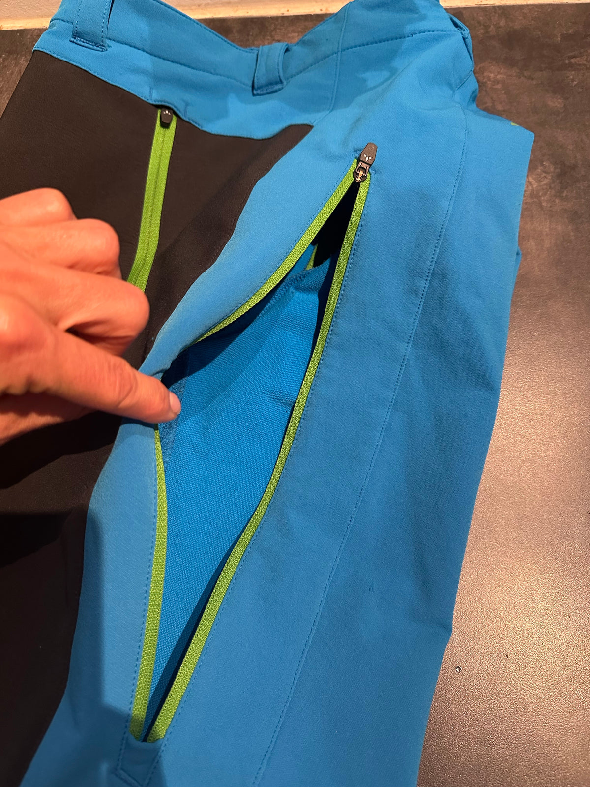 Windstopp Membrane Vaude (L Herren) Softshell schwarz blau