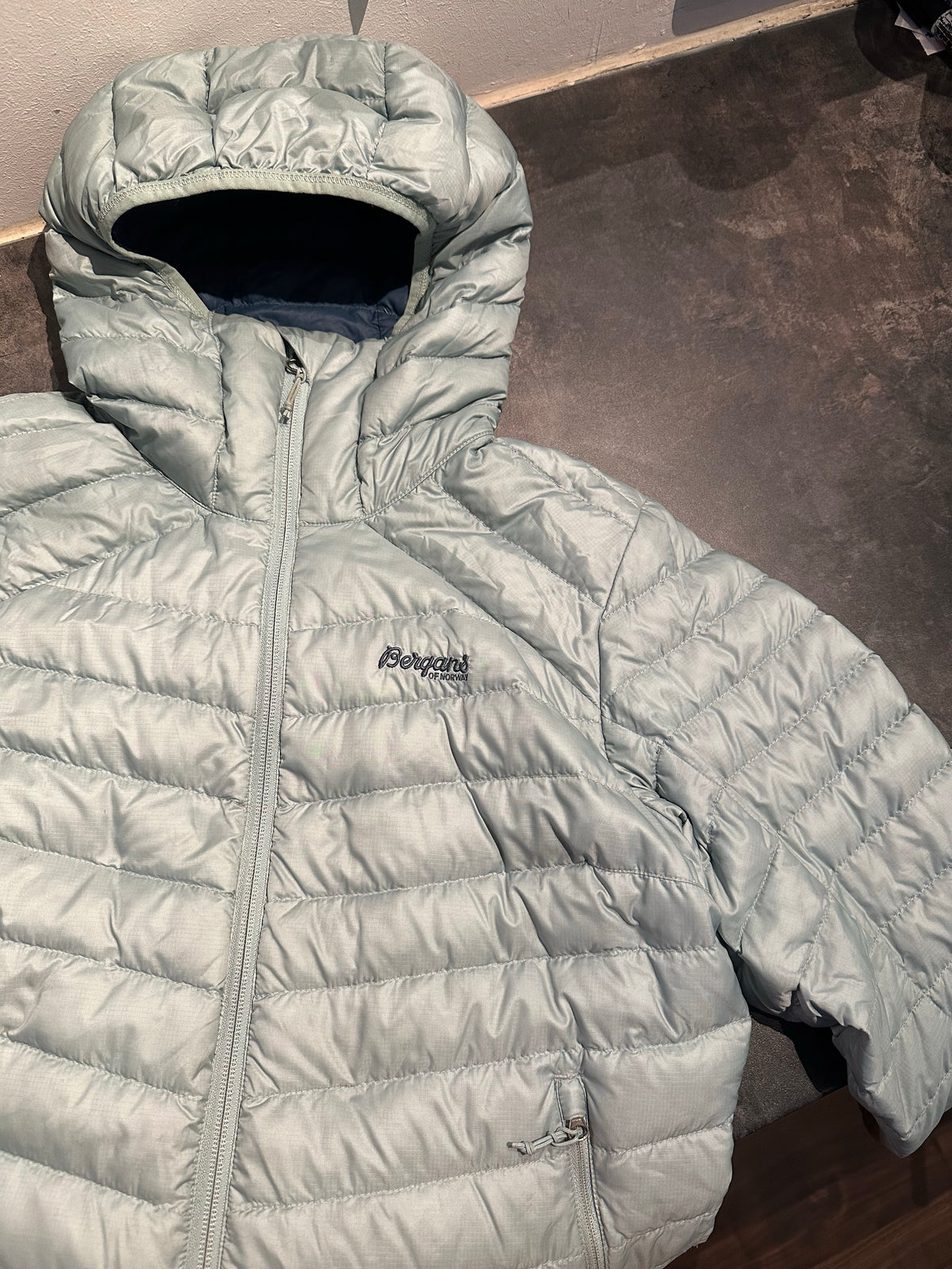 Daunen Jacke von Bergans (M Damen) mint grün