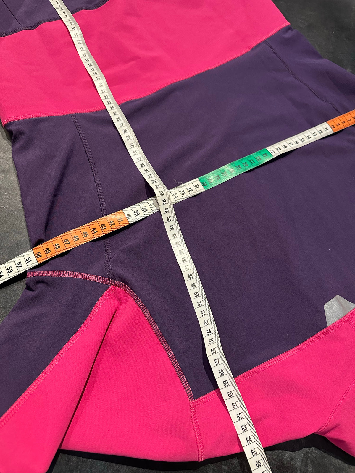 Softshell Jacke von Patagonia (M Damen) pink lila - wanderlich.com