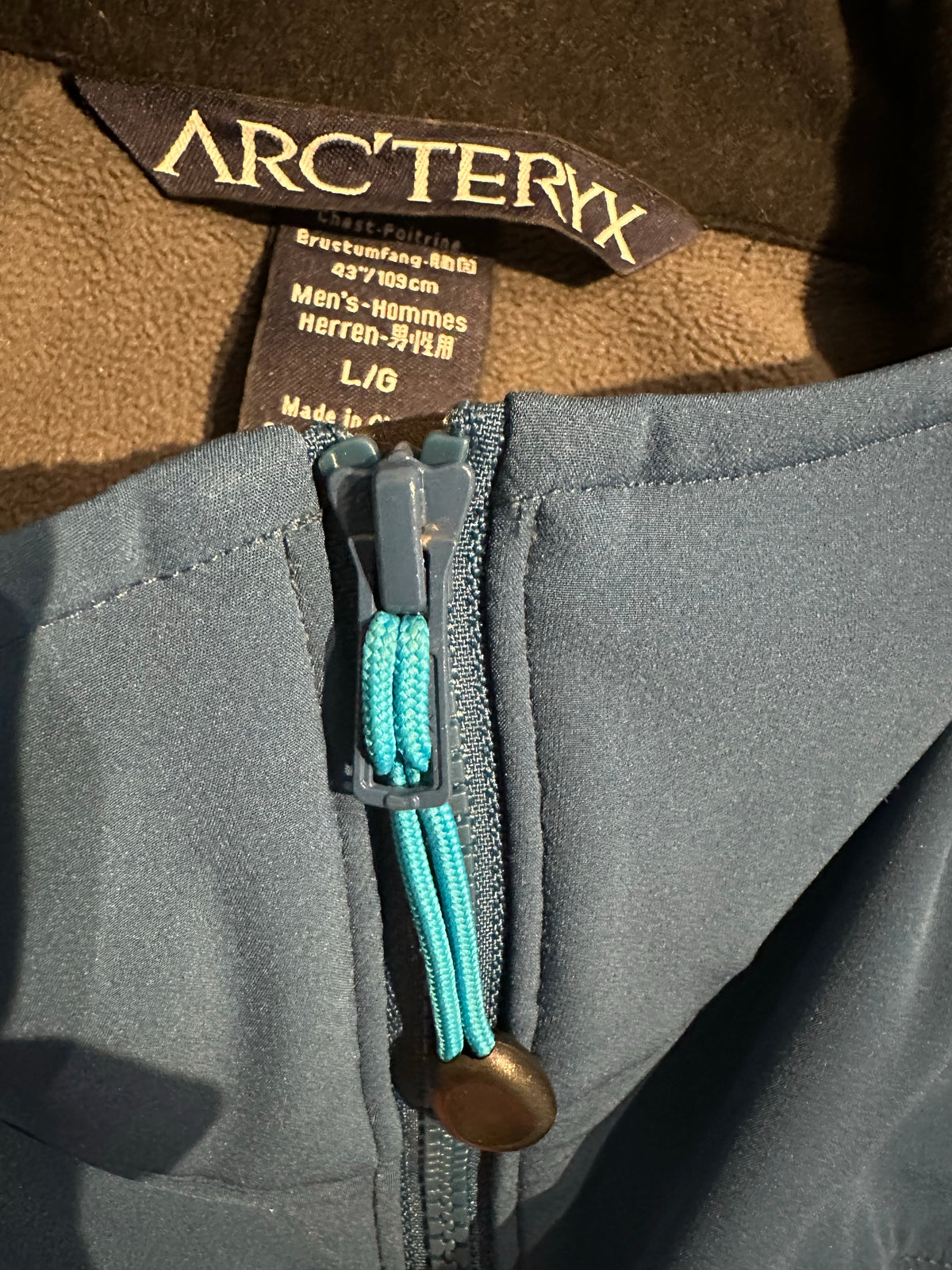 Softshell Jacke von Arcteryx (Herren L) blau