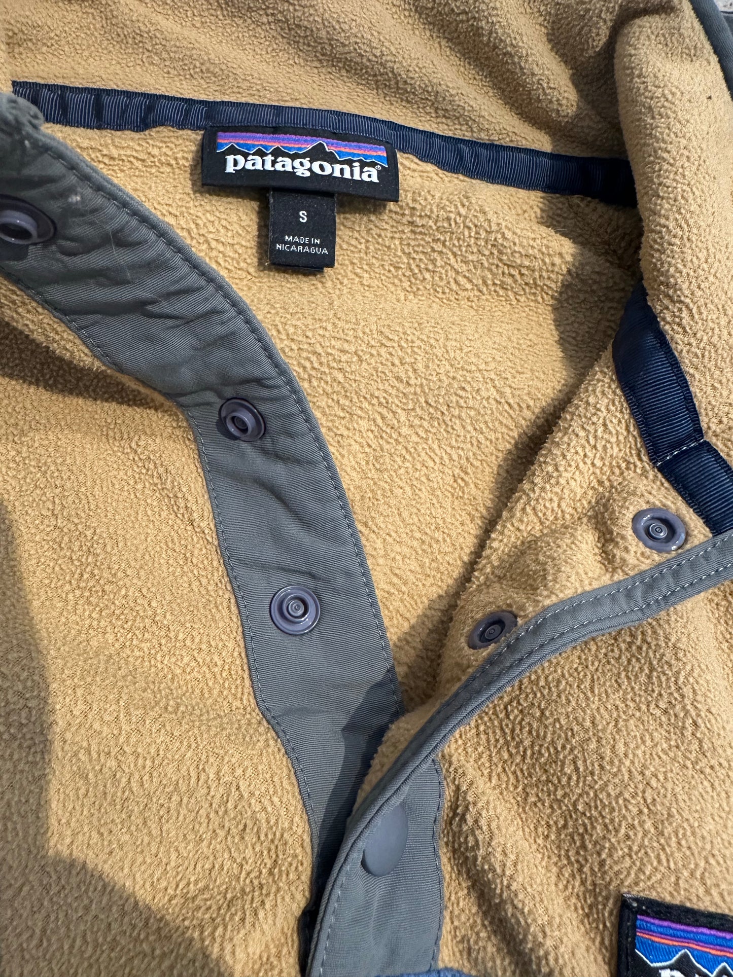 Patagonia Fleece Pullover (S Herren) Synchilla gelb marineblau