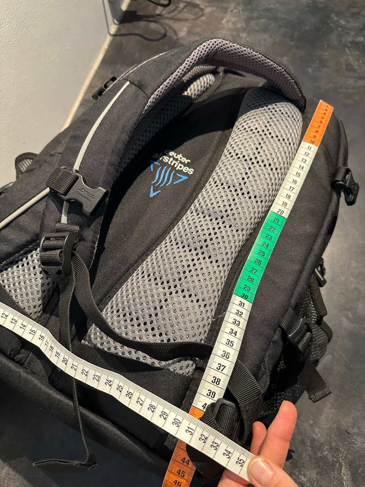Rucksack Deuter schwarz grau