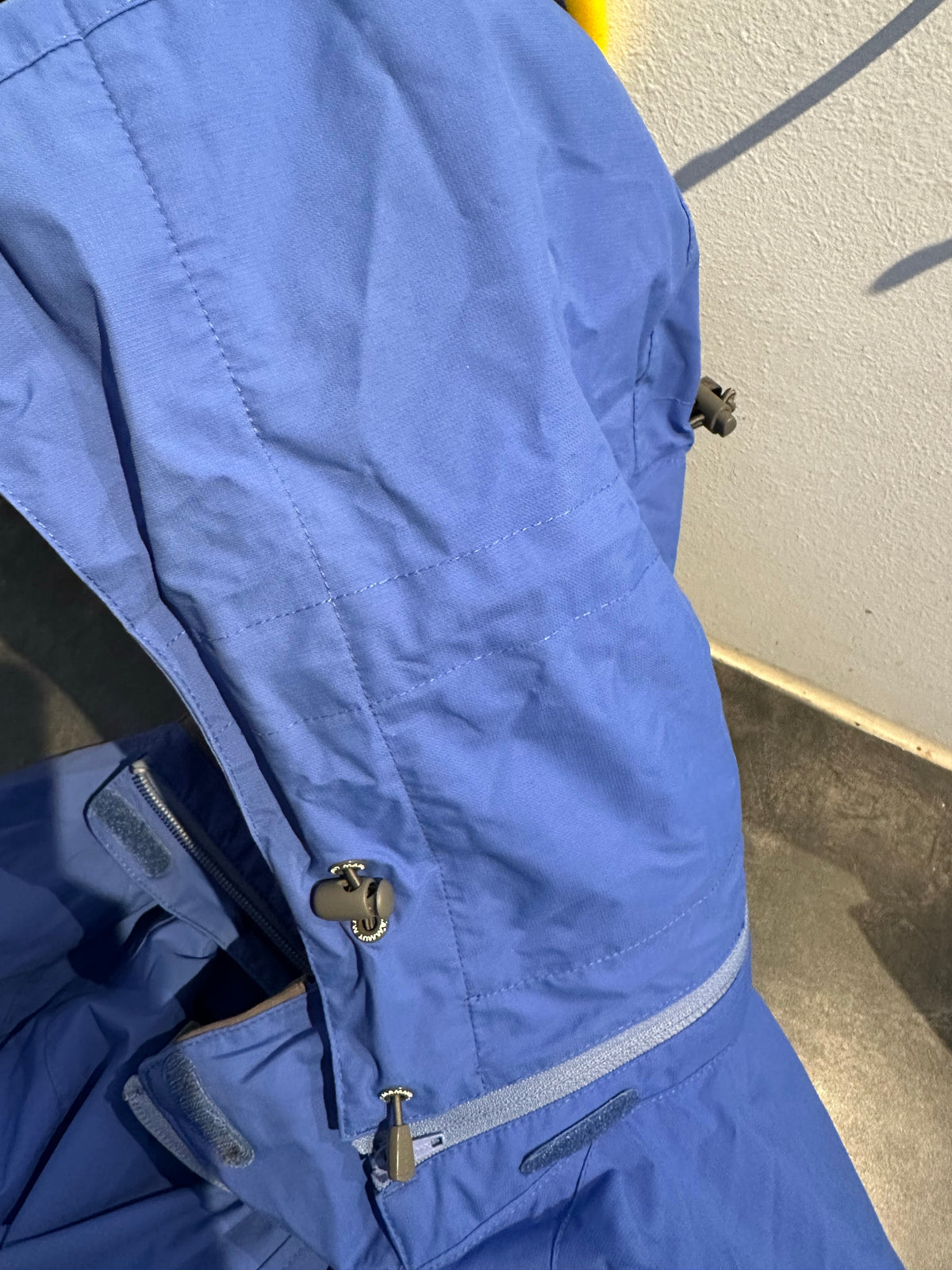 Hardshell Jacke von Mammut (M Damen) 3-lagig blau wasserdicht