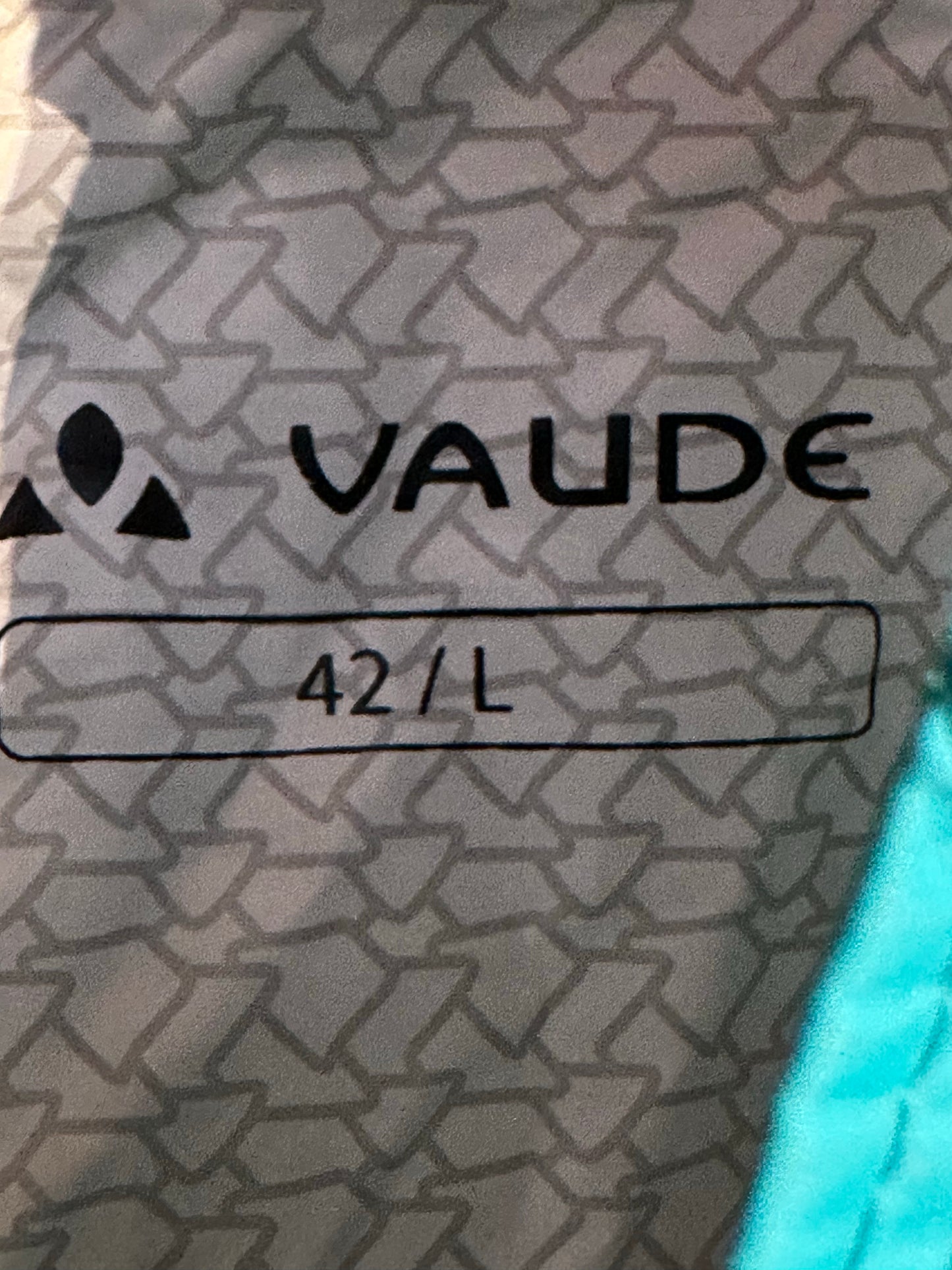 Leichte Jacke von Vaude (L-XL Damen) blau
