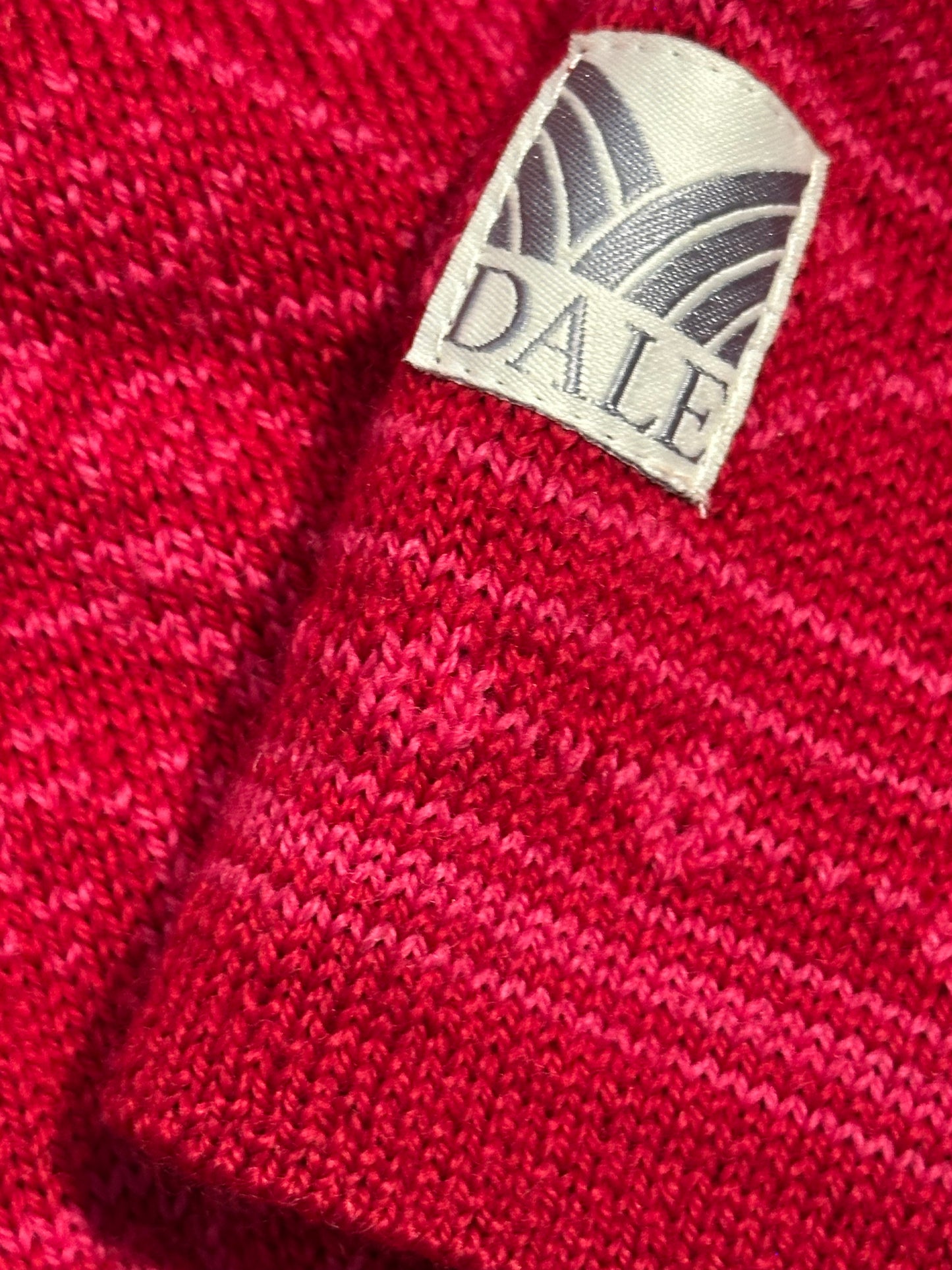 100% Wolle Dale of Norway Strickjacke (S Damen) rot