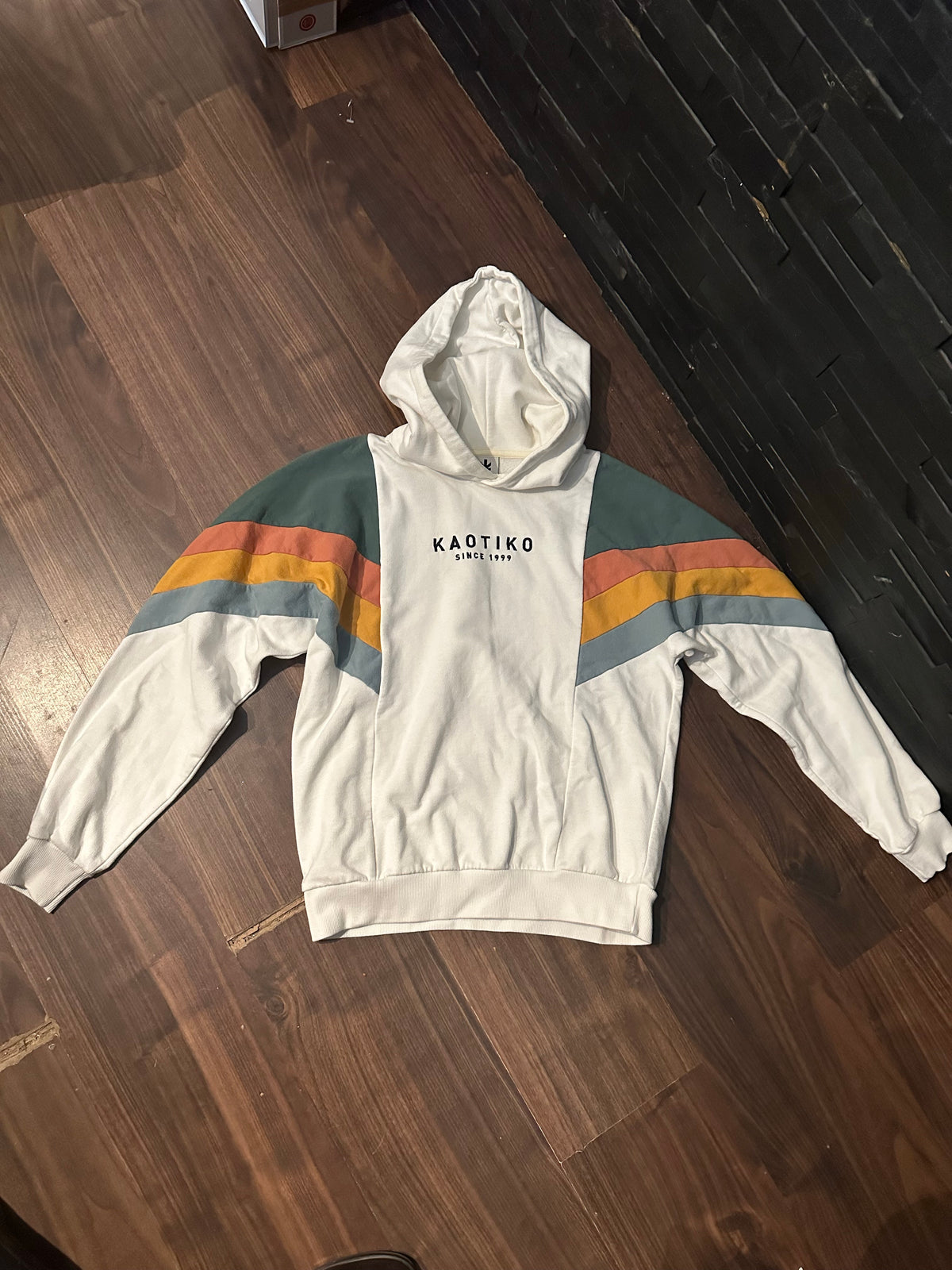 Hoodie von Kaotiko S-M (Unisex) Sweatshirt weiß bunt