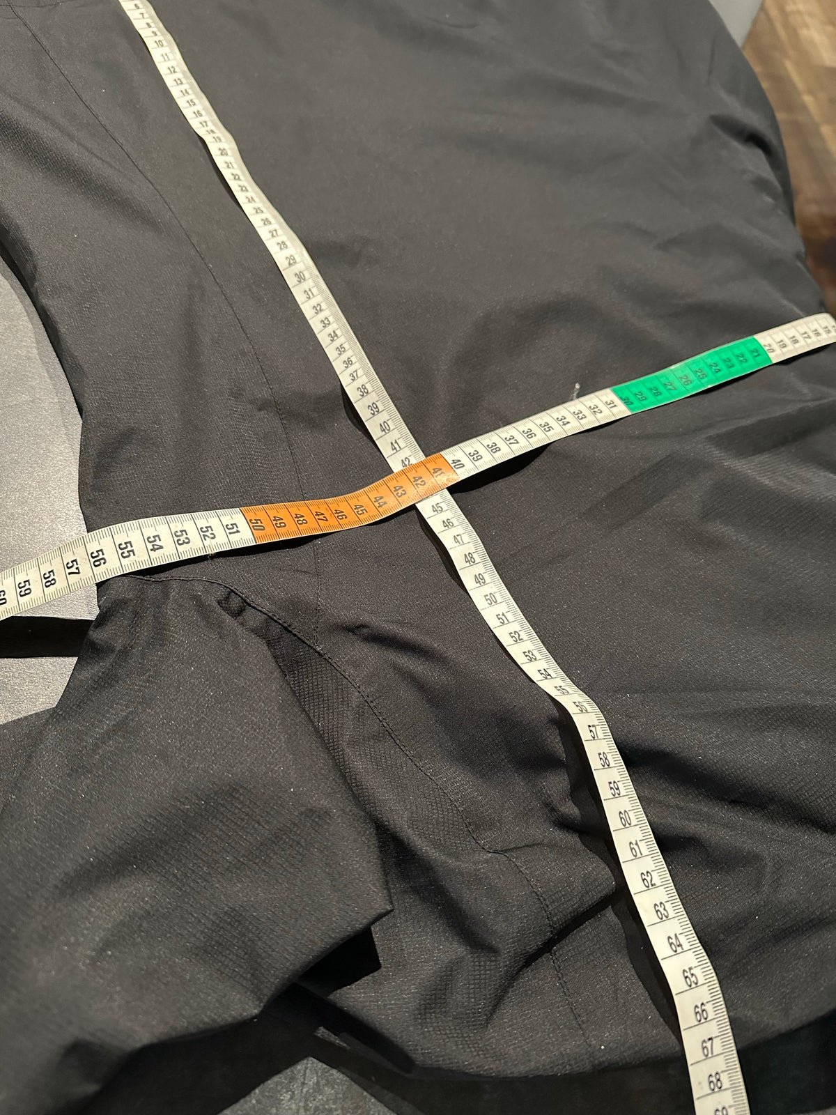 Regen Jacke von Vaude (M Damen) schwarz