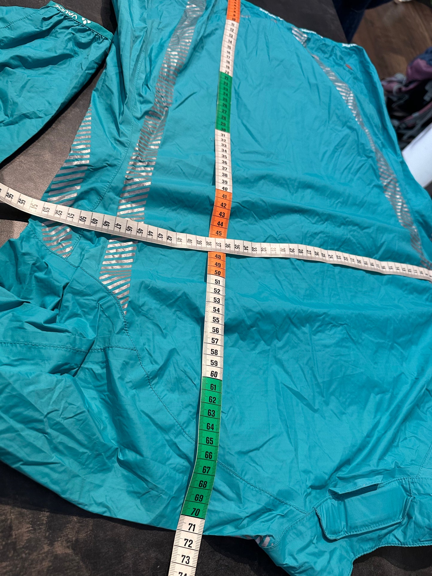 Leichte Jacke von Vaude (L-XL Damen) blau