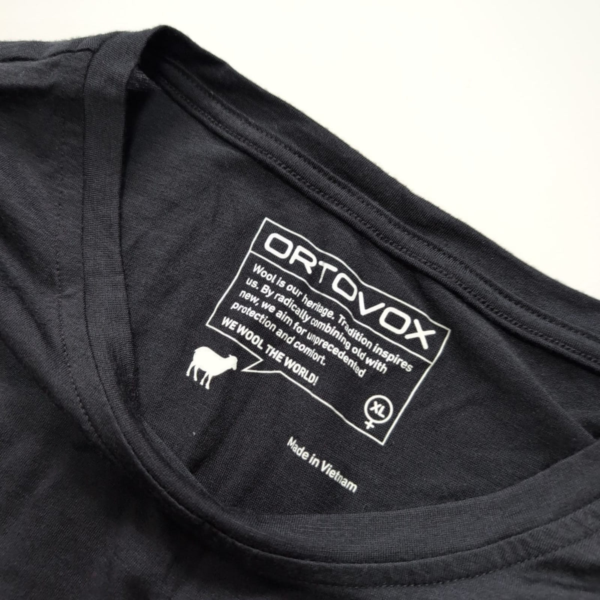 Merino T-Shirt von Ortovox (XL Herren) schwarz mit Print