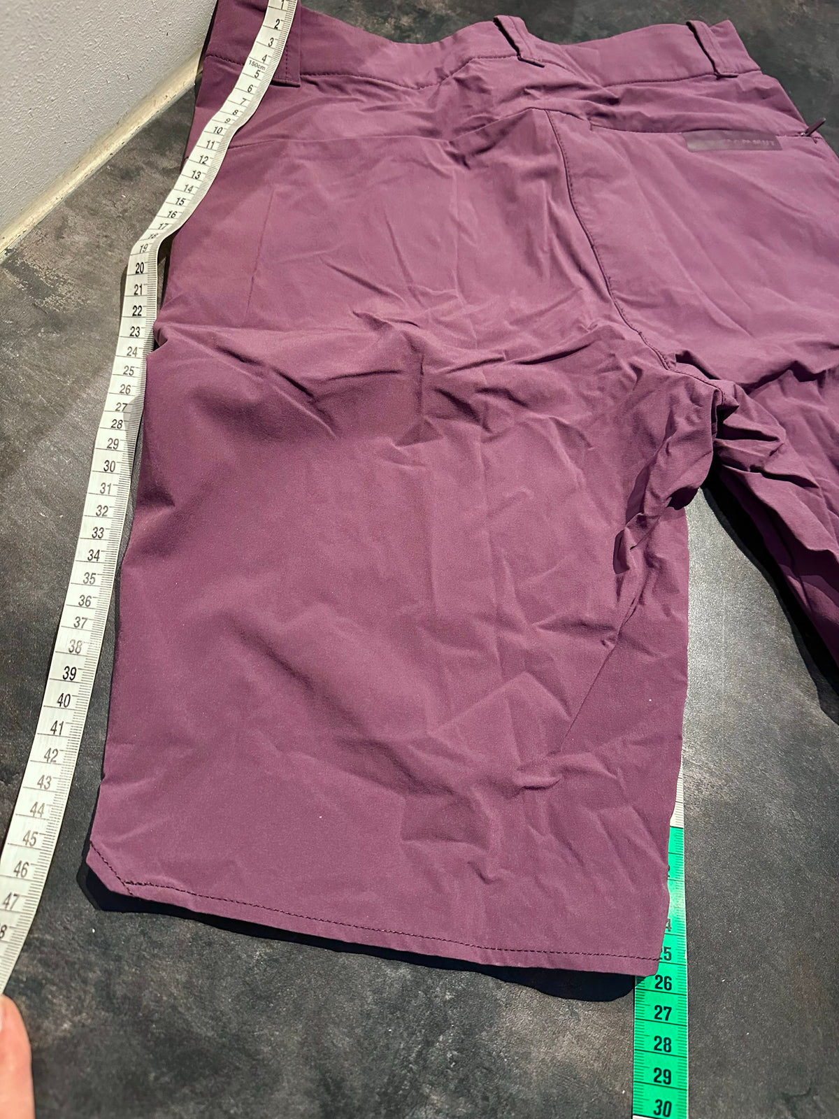 Kurze Wanderhose Mammut (S Damen) Shorts lila