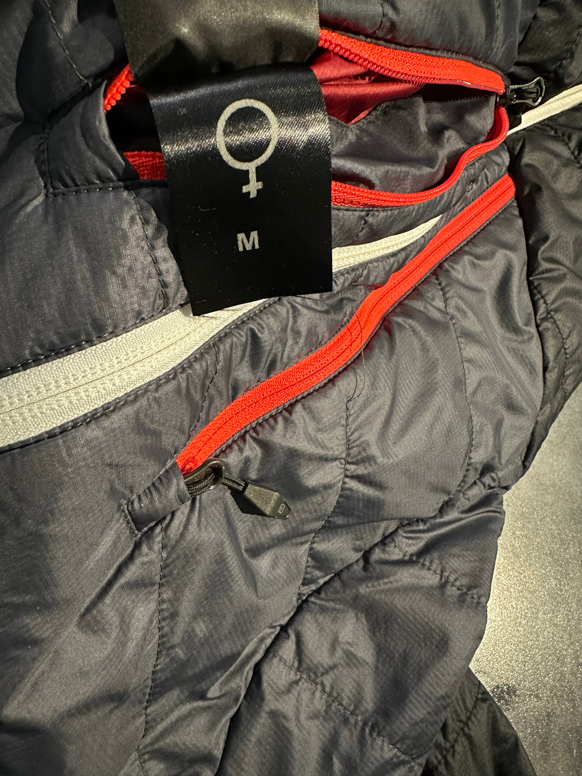 Kapuzen Jacke Ortovox (M Damen) Swisswool rot grau