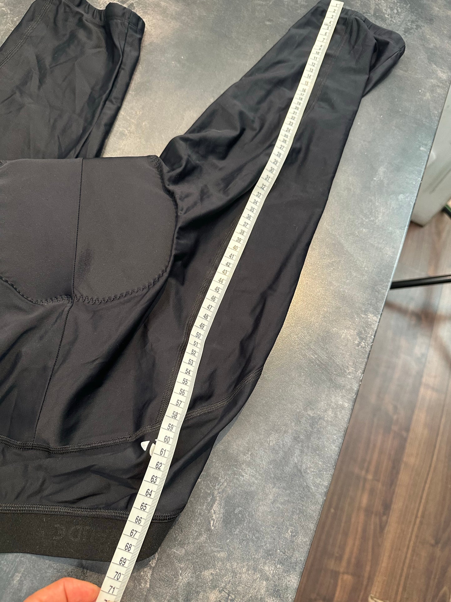 Halblange Radhose von Vaude (M Damen) schwarz mit Polster