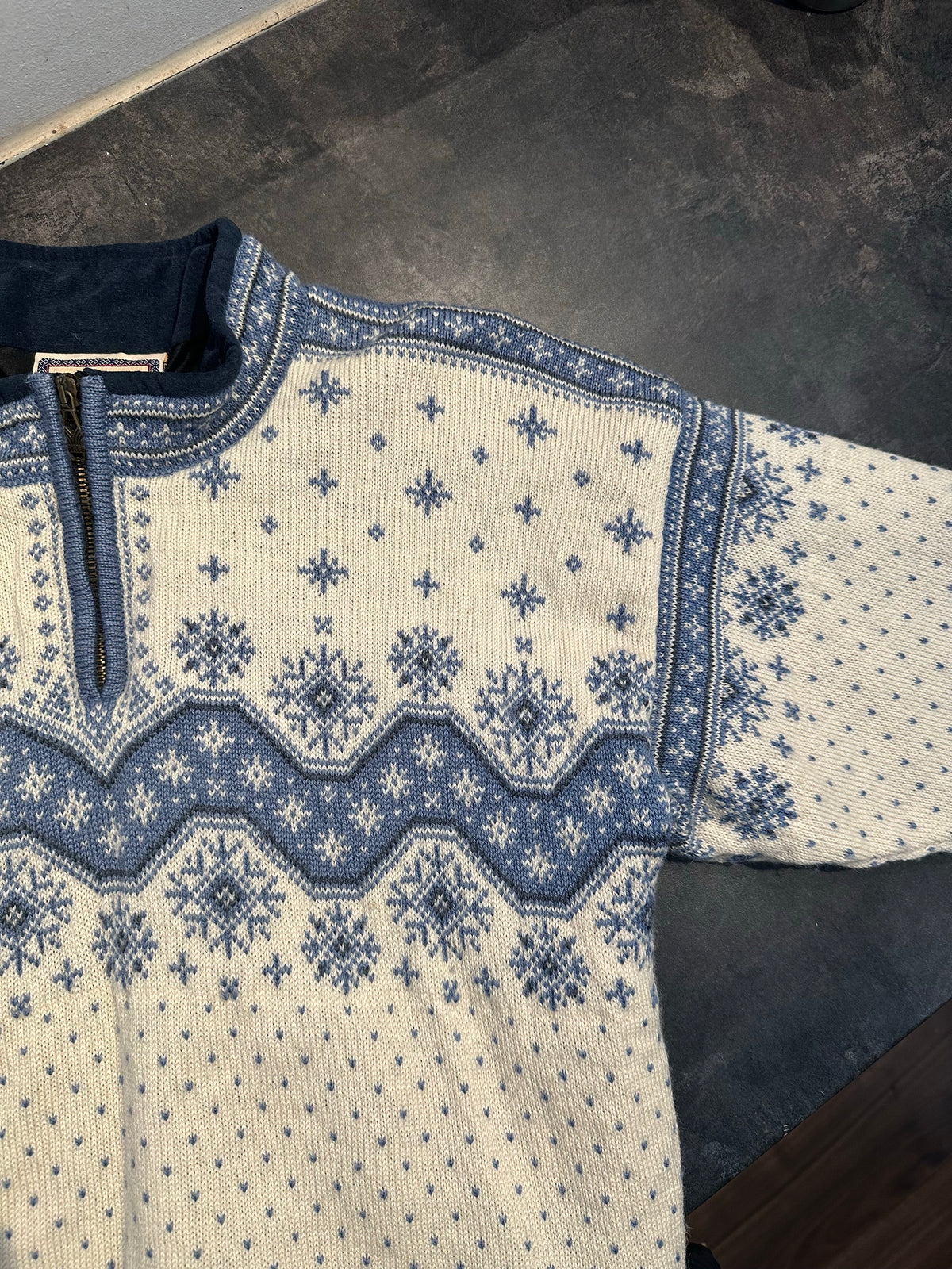 100% Wolle Dale of Norway Strickpullover (S Damen) weiß blau