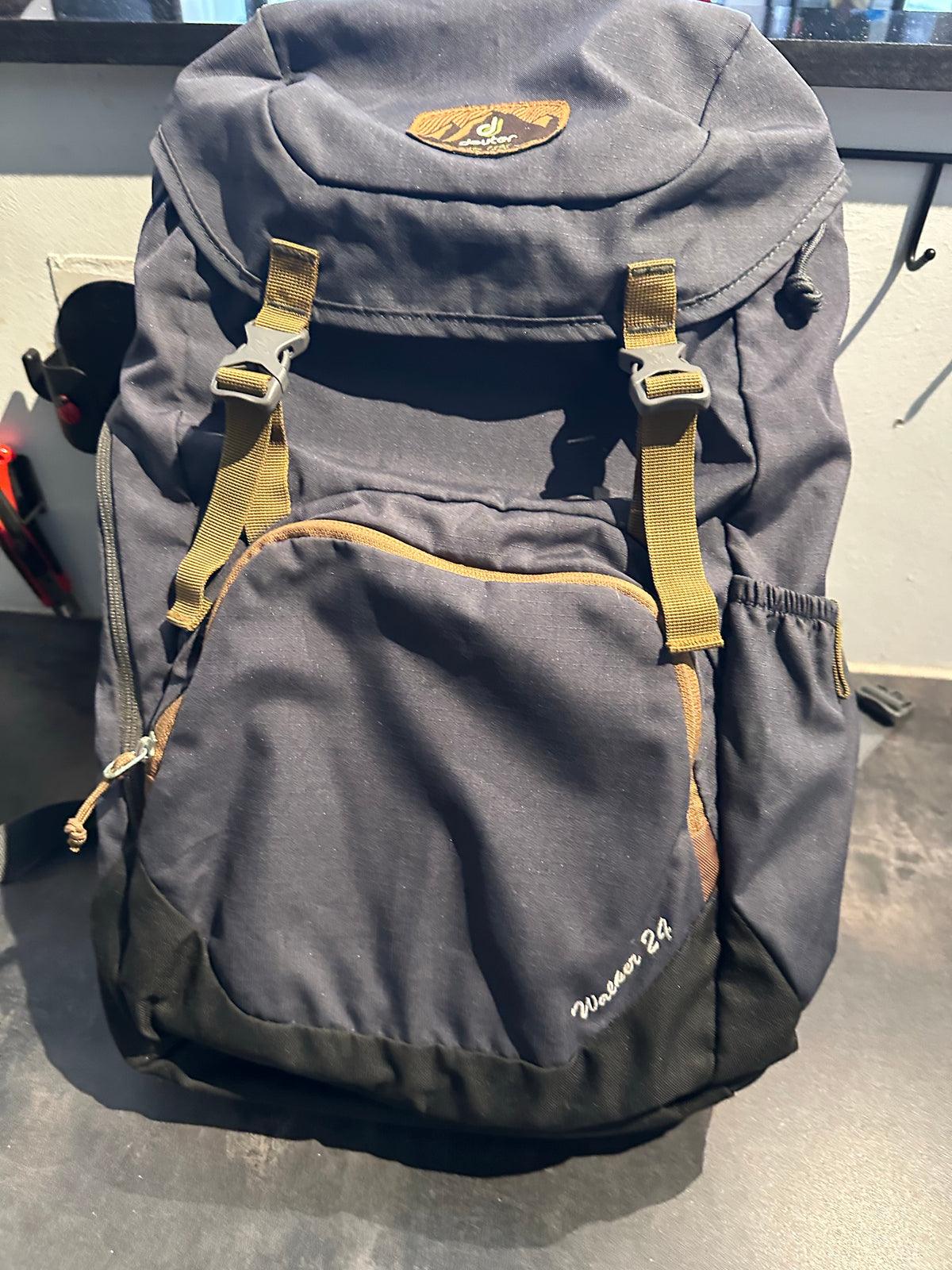 Rucksack Deuter 24 Liter anthrazit grau