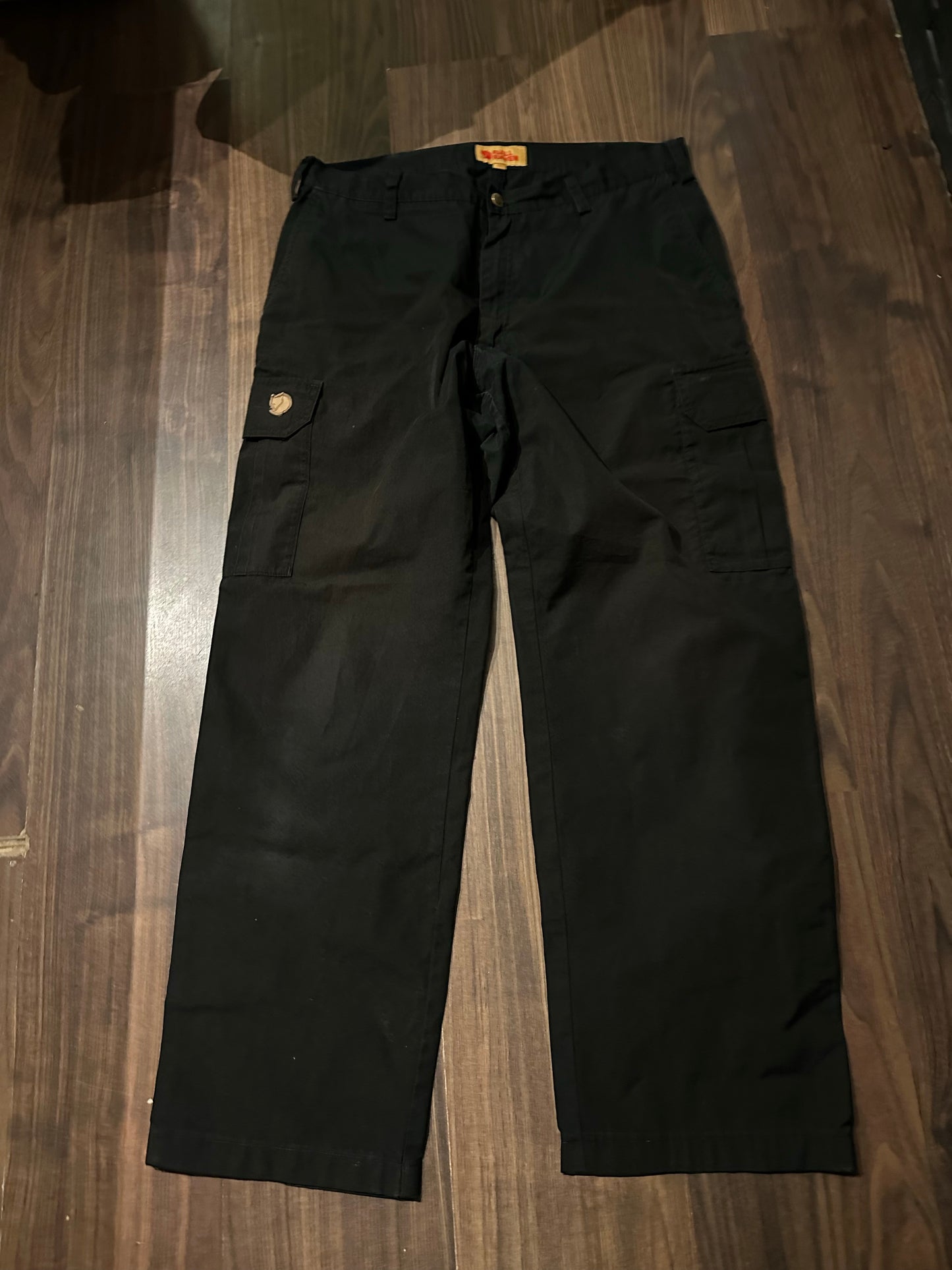 Leicht gefütterte Trekking Hose Fjällräven (L Herren) schwarz