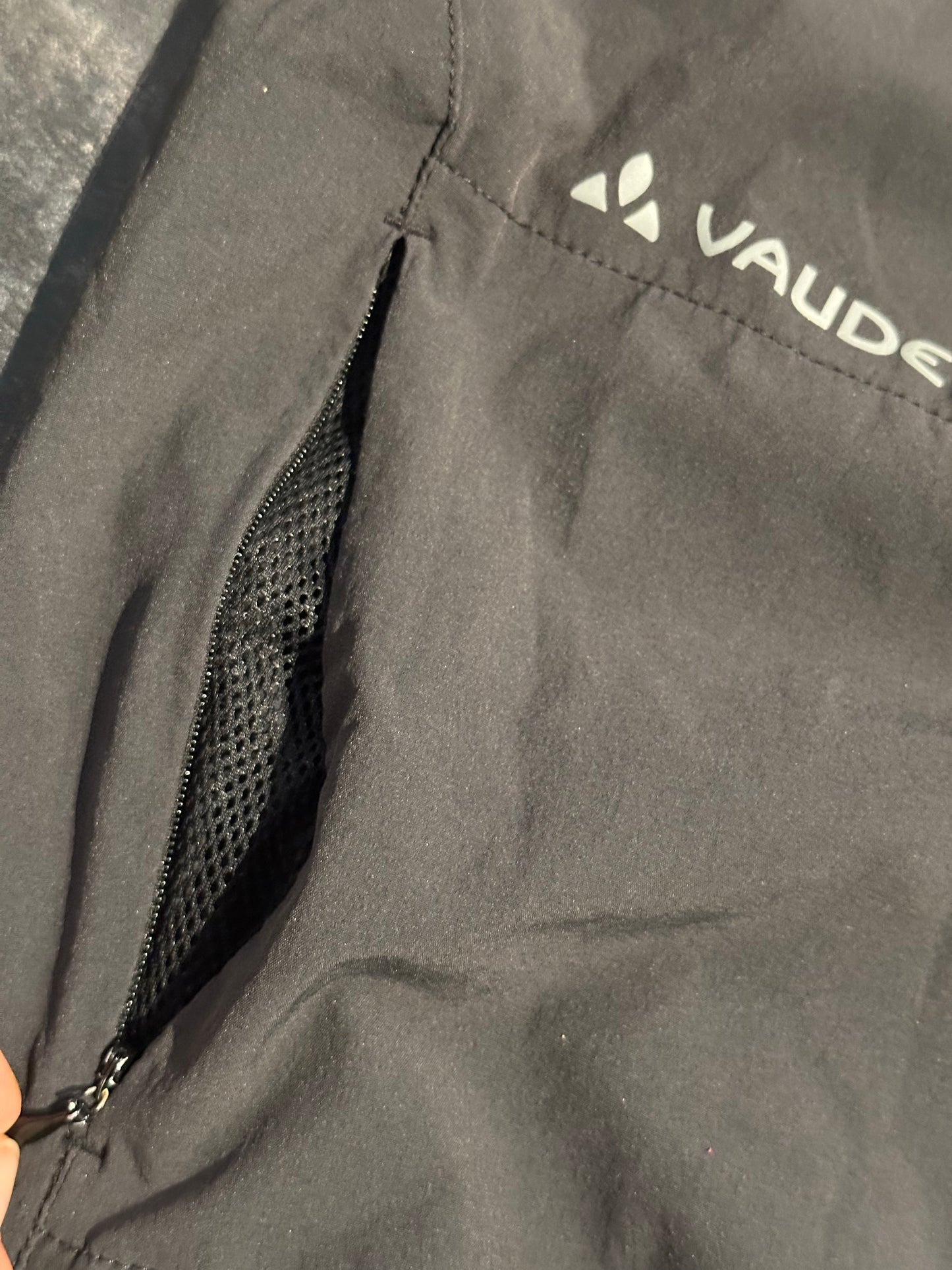 Zip Off Trekking Hose Vaude 2 in 1 (S Damen) schwarz