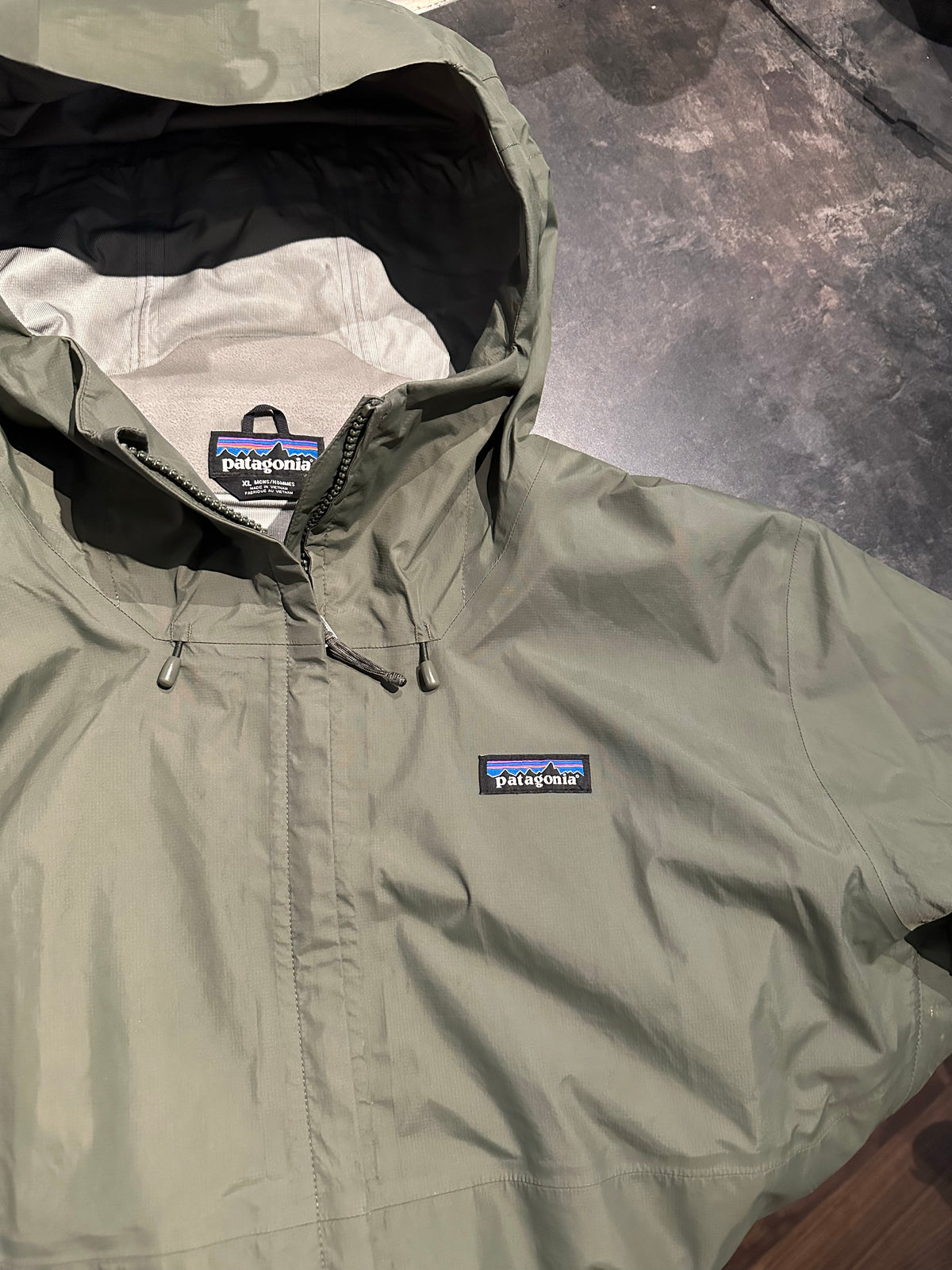 Regen Jacke Patagonia (XL Herren) grün