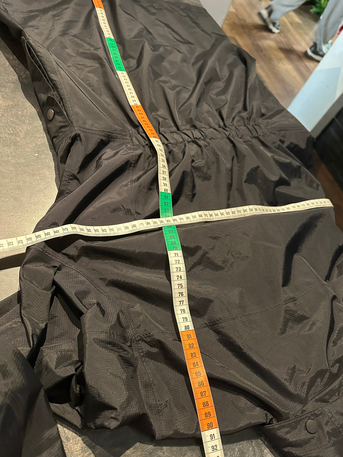Regenmantel von Patagonia (Damen XL) schwarz