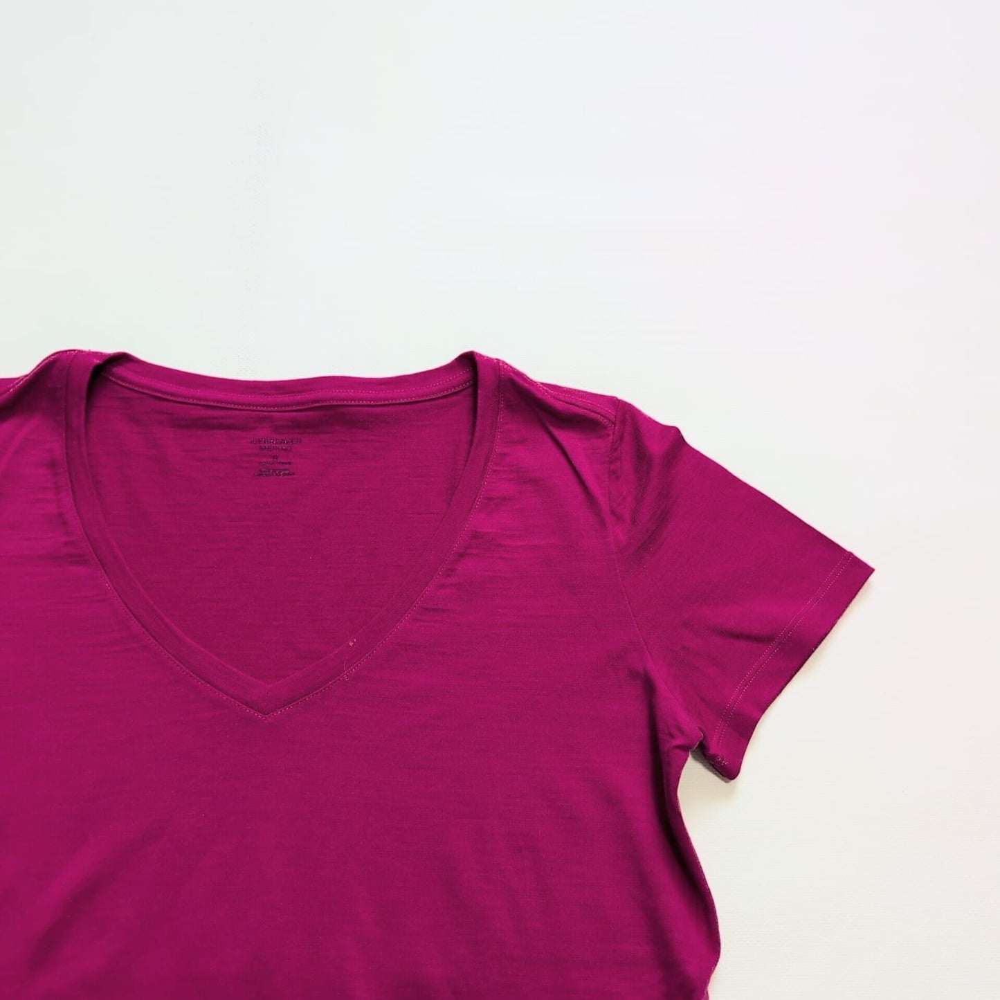 T-Shirt von Icebreaker Merino (S Damen) magenta