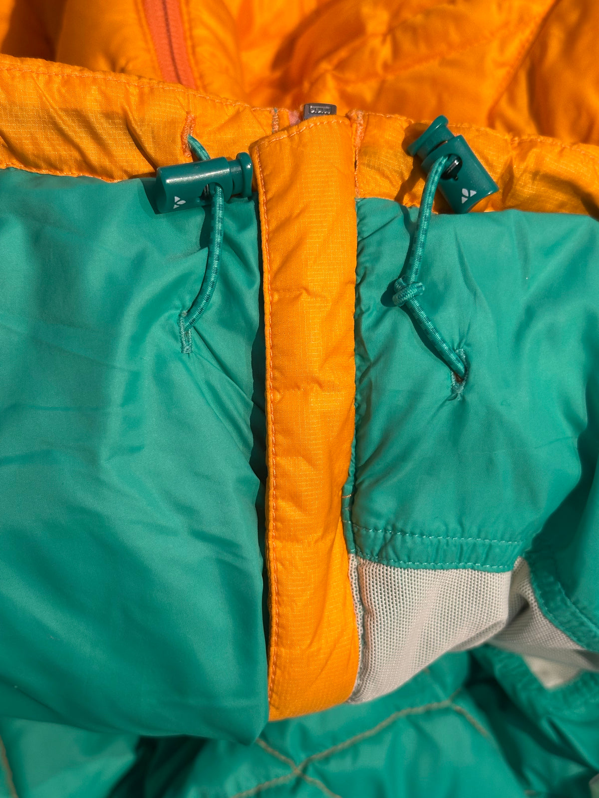 Daunen Jacke von Vaude (M:40 Damen) wasserabweisend gelb