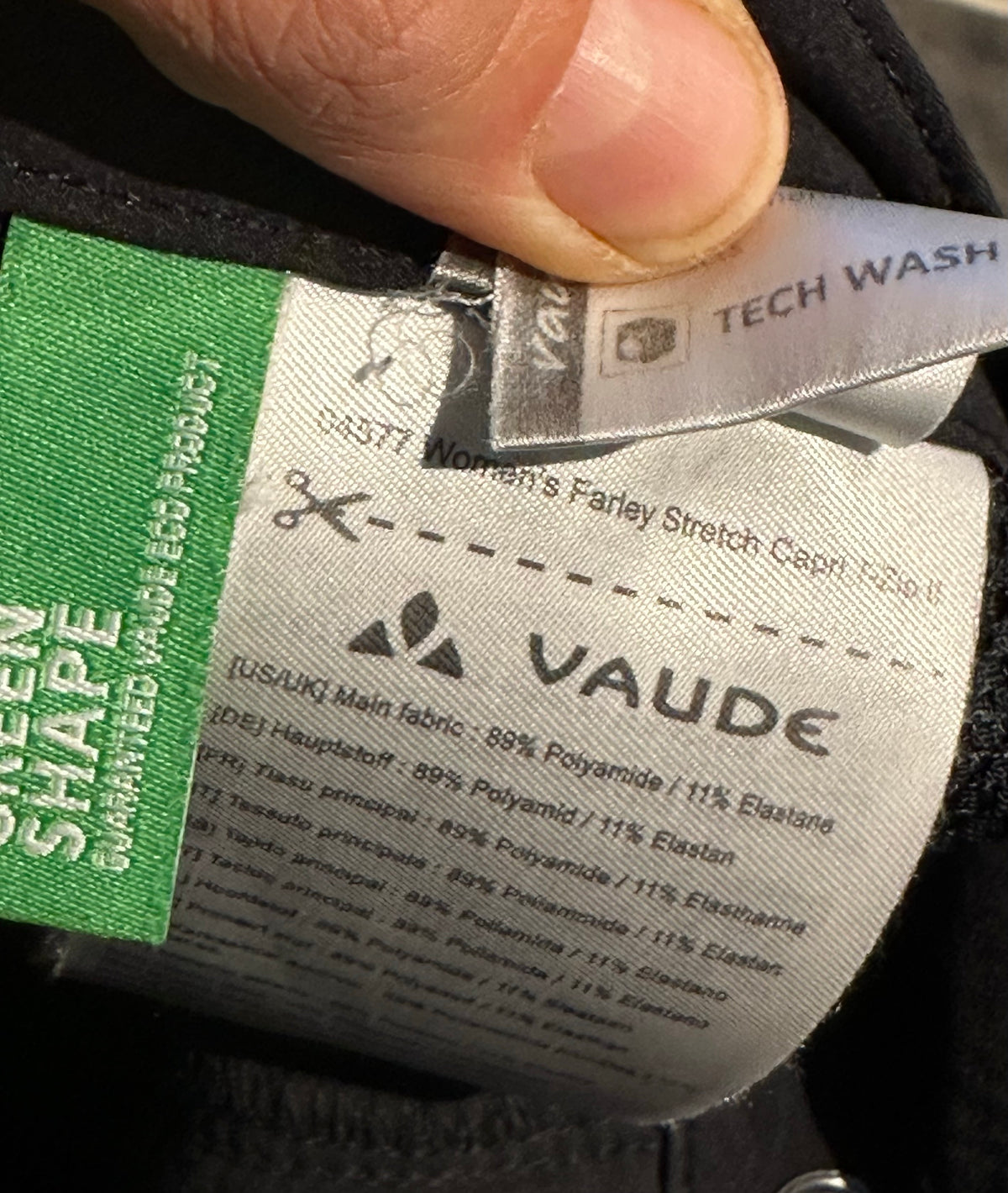 Zip Off Trekking Hose Vaude 2 in 1 (M-L Damen) schwarz
