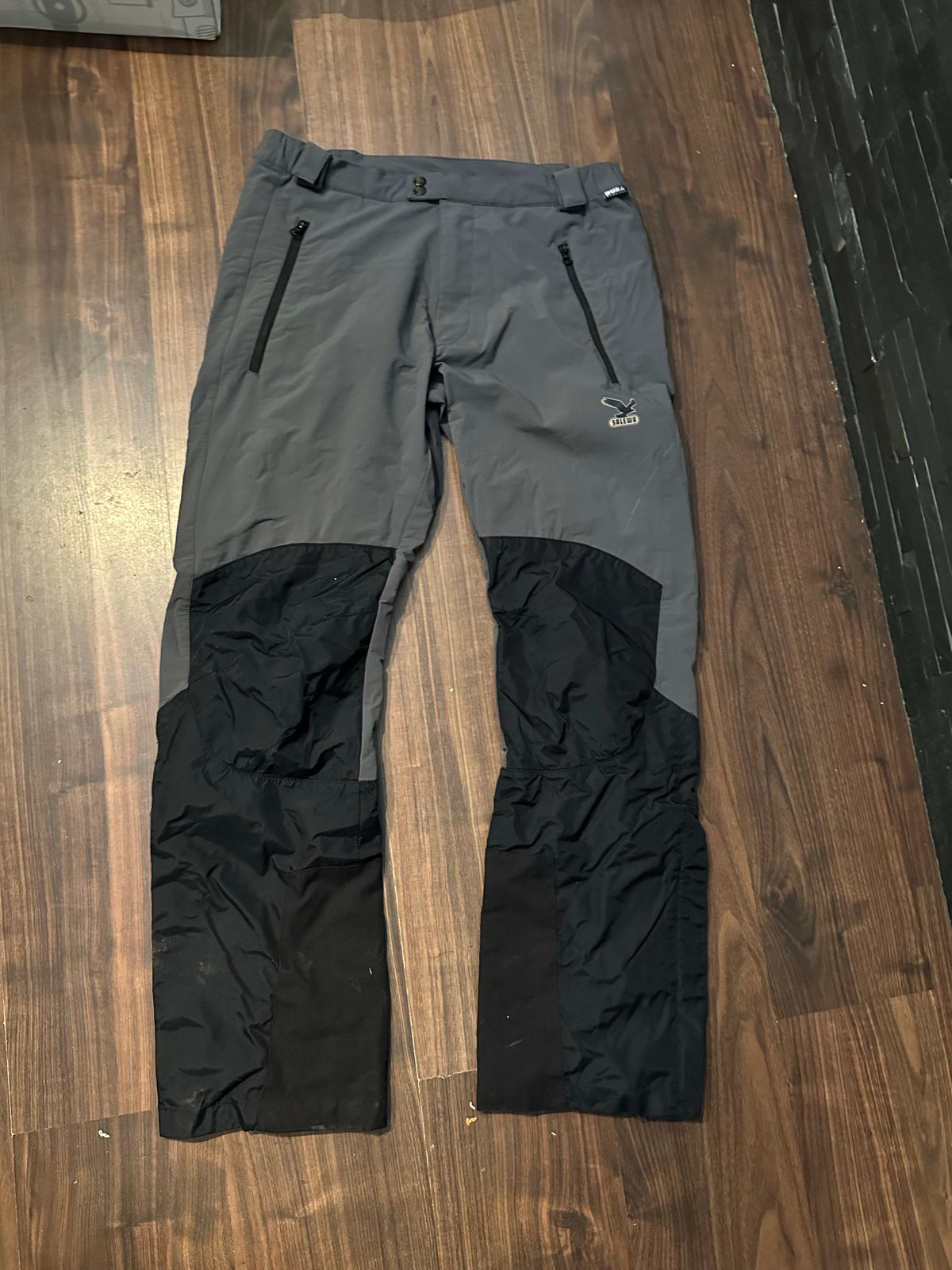 Skitourenhose von Salewa (XL Herren) grau schwarz