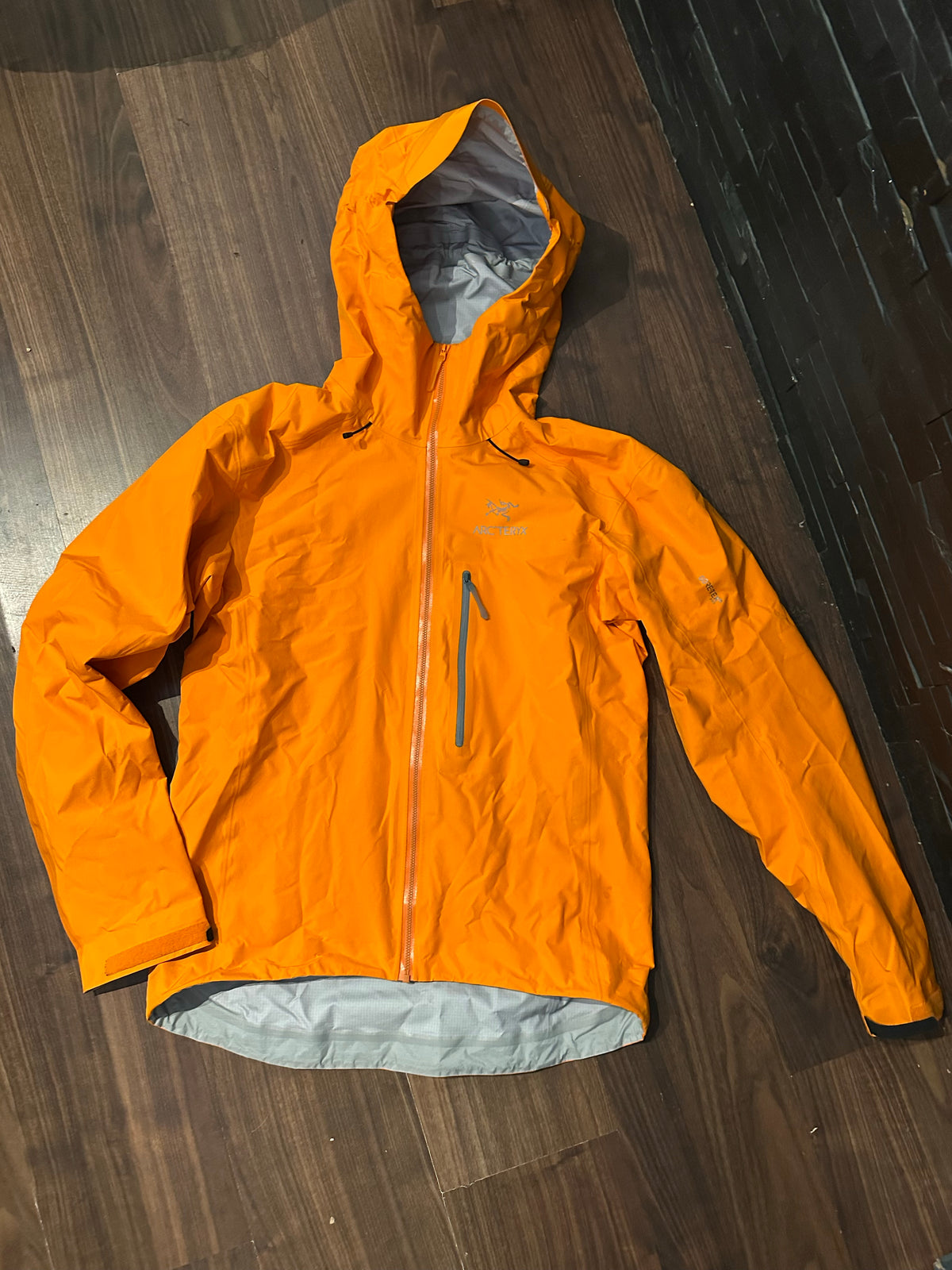 Jacke von Arcteryx (Herren M) Alpha FL orange