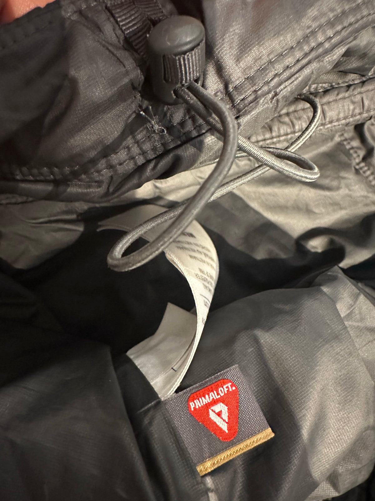 Jacke Patagonia Nano Puff (M Herren) grau anthrazit Isolation leicht