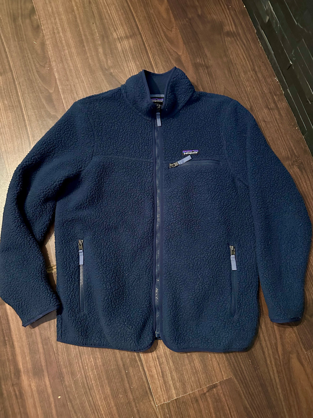 Patagonia Retro Pile Jacke (L Damen) marineblau