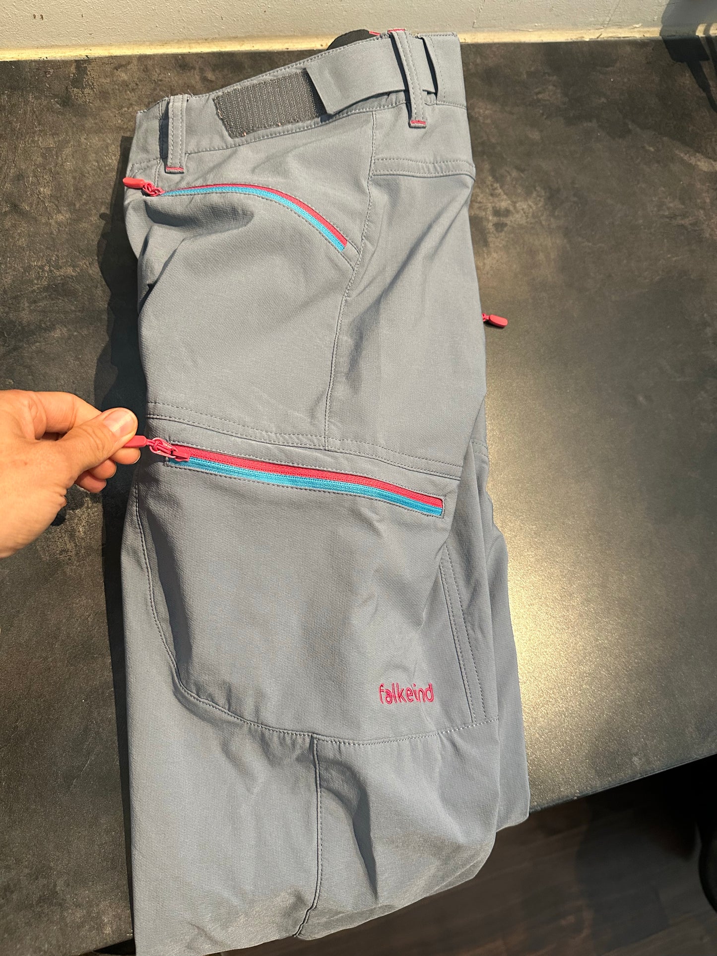 Funktions- Hose von Norrøna (S Damen) Trekking Stretch wasserabweisend grau