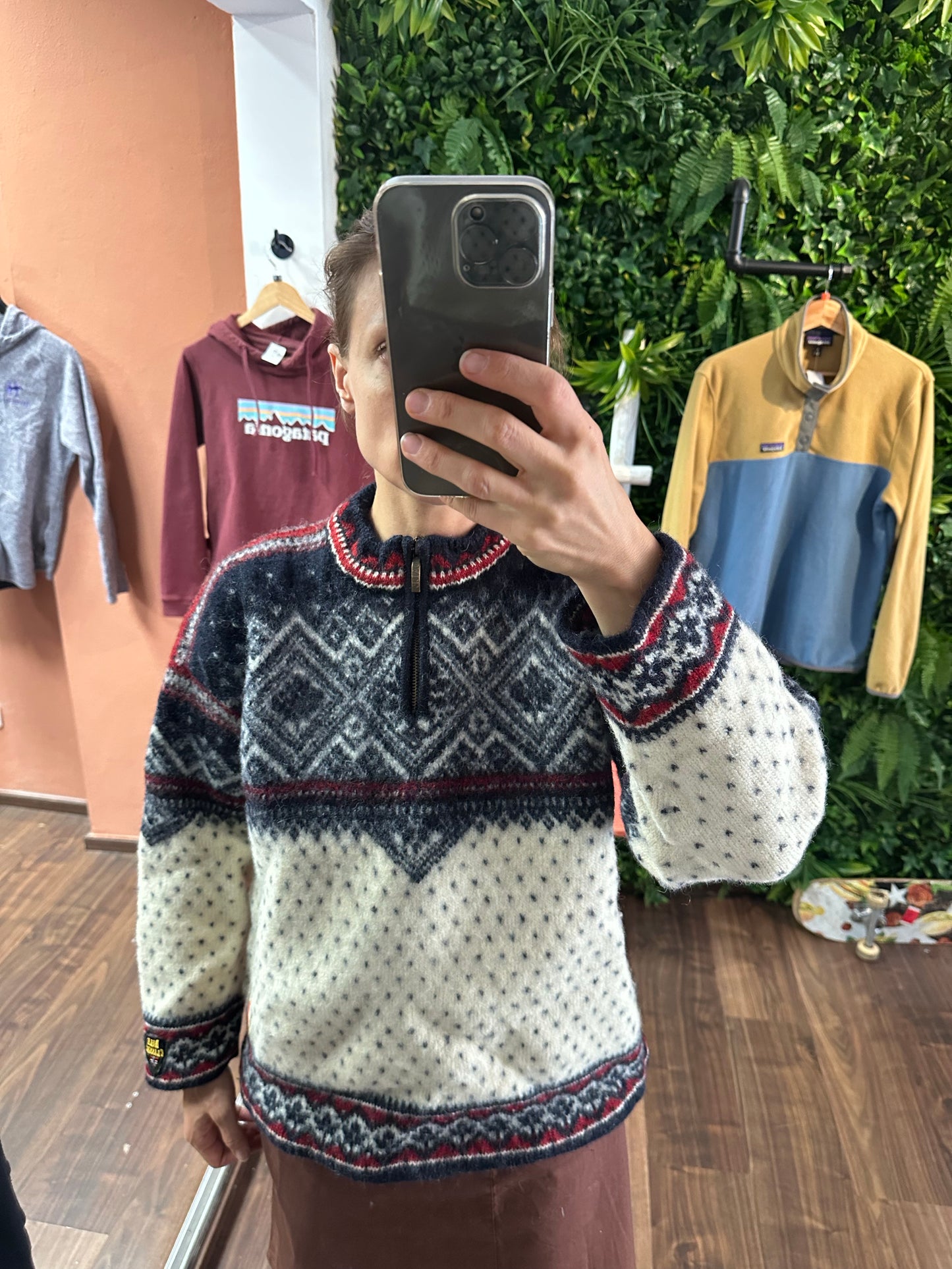 Strick Pullover Dale of Norway (XS Herren) Wolle schwarz weiß rot