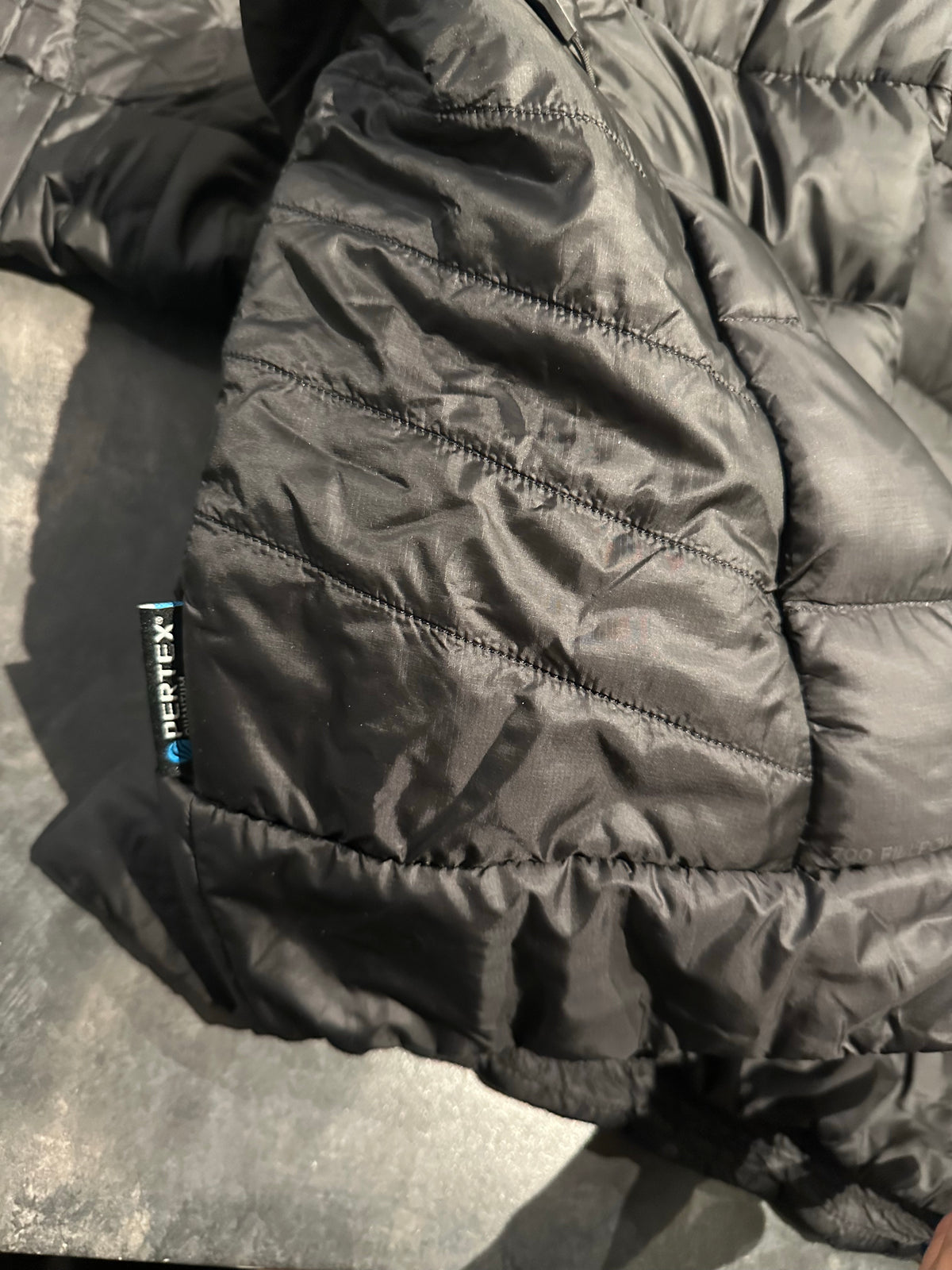 Daunen Jacke von Vaude (L Damen) Primaloft schwarz