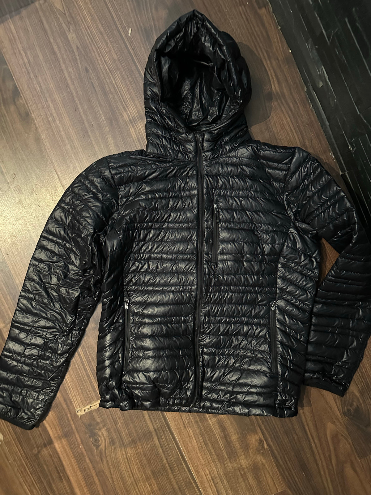 Patagonia Daunen Jacke (L Damen) Insulation schwarz