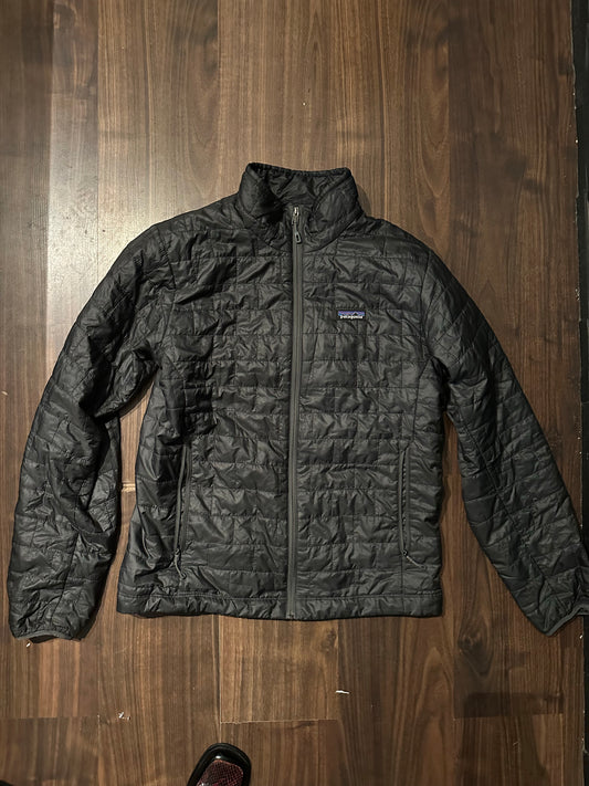 Patagonia Nano Puff Jacke (M Herren) schwarz