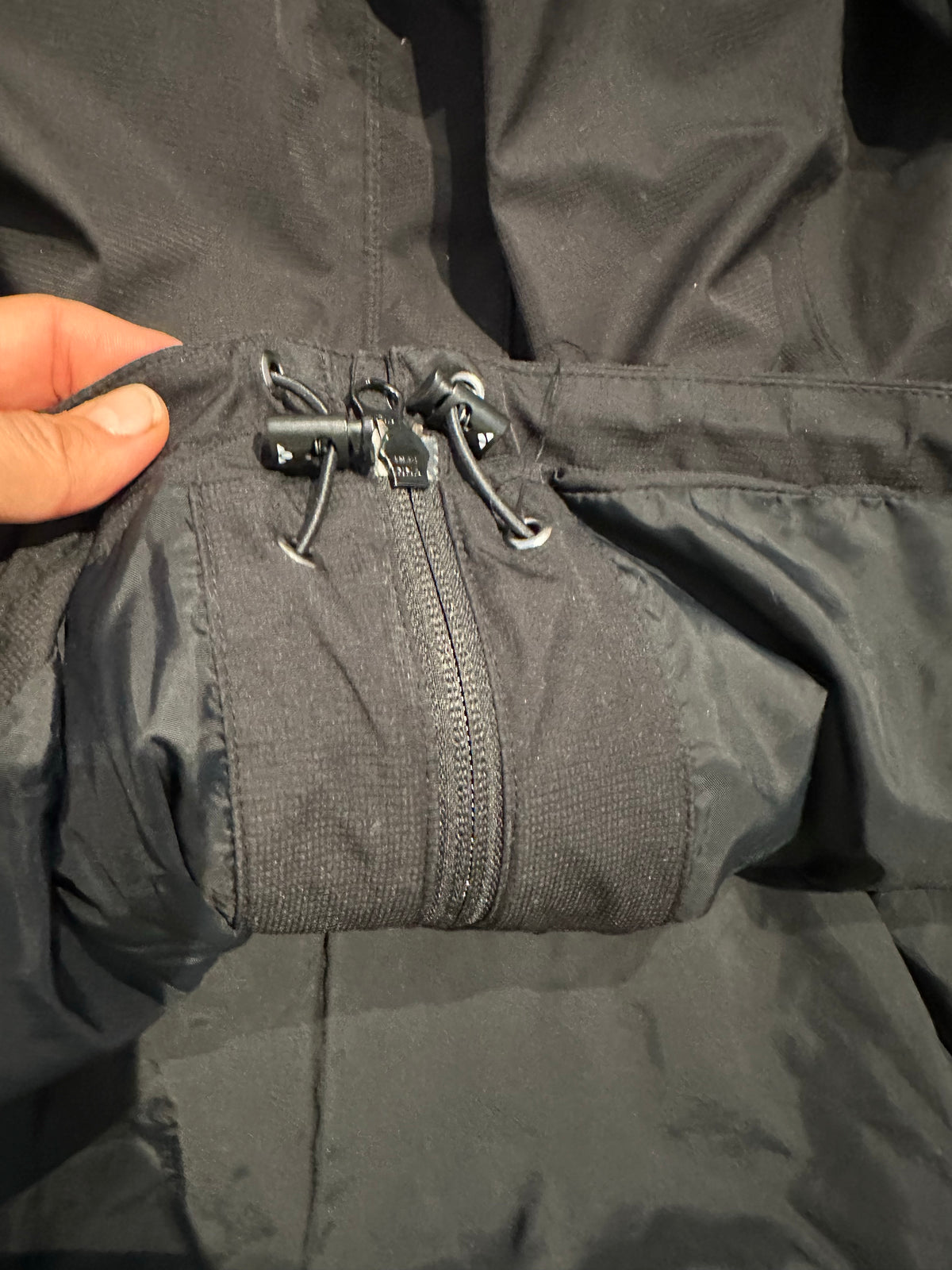 Outdoor Regen Jacke von Vaude (M Damen) schwarz