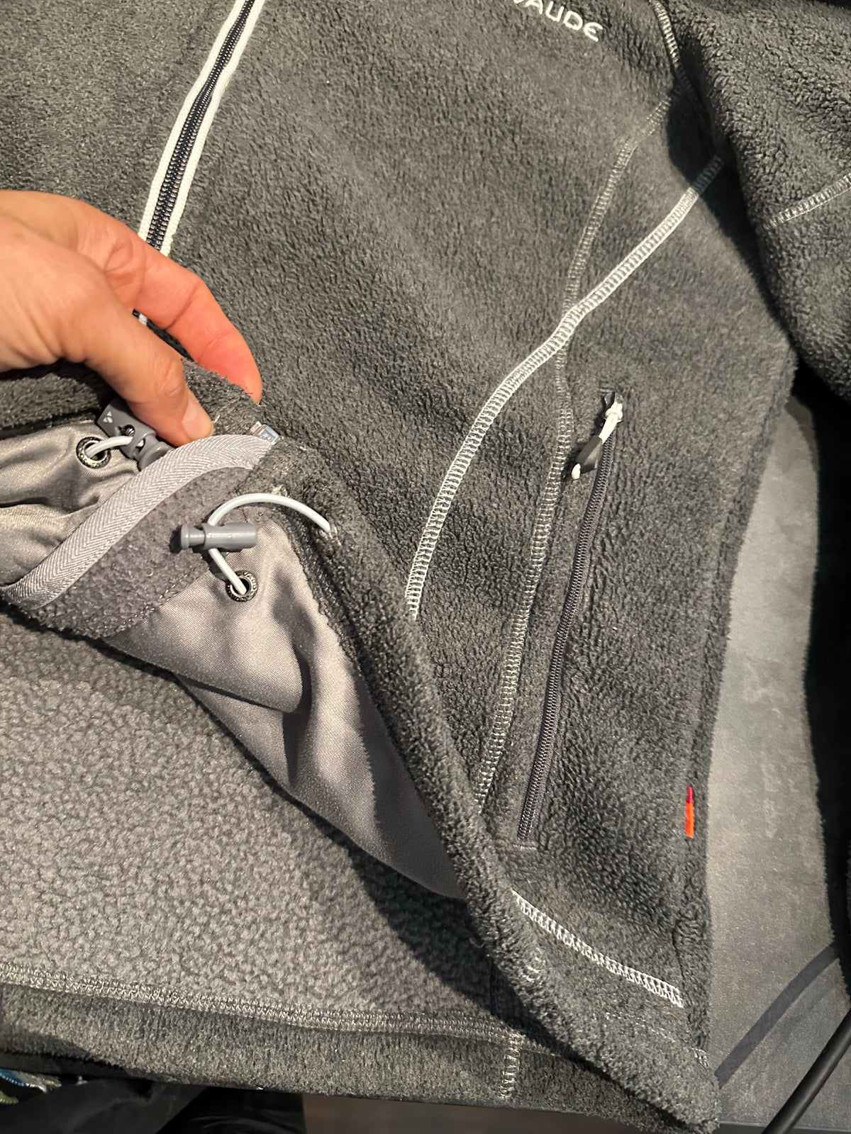 Fleece Jacke von Vaude (L Damen) Full Zip Shirt grau