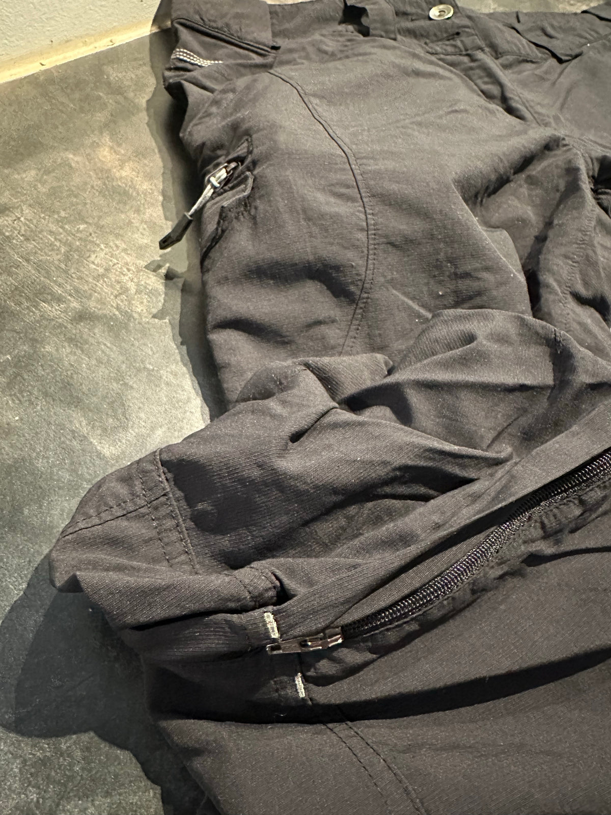 Zip Off Trekking Hose Vaude 2 in 1 (M-L Damen) schwarz