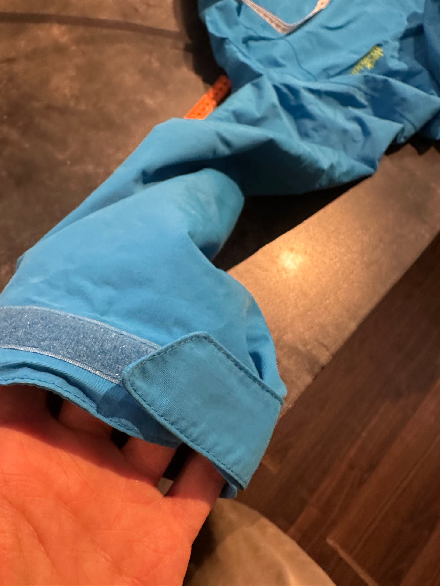Regen Jacke Jack Wolfskin (M Damen) blau
