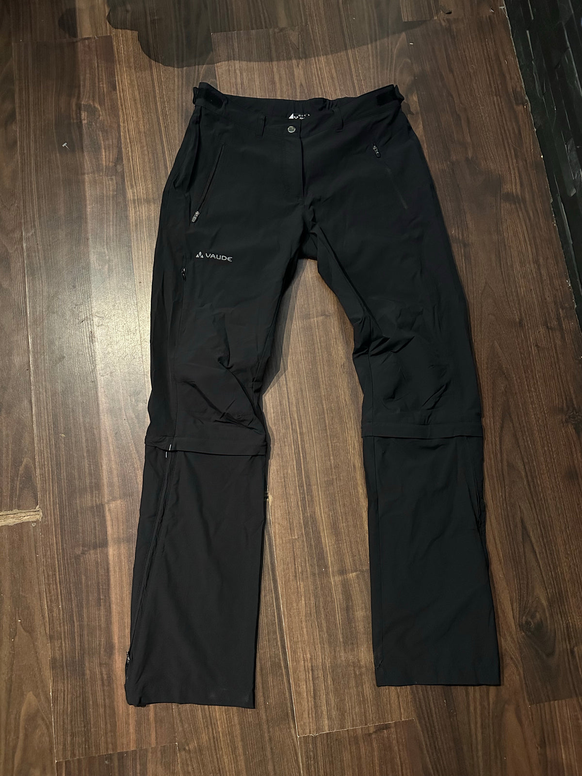 Zip Off Trekking Hose Vaude 2 in 1 (M-L Damen) schwarz