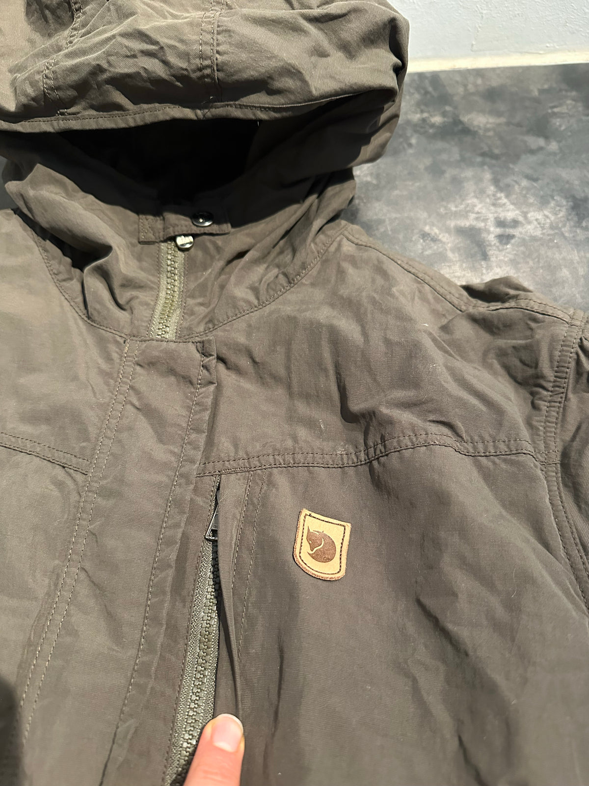 Regen Jacke Fjällräven (M Damen) anthrazit grau