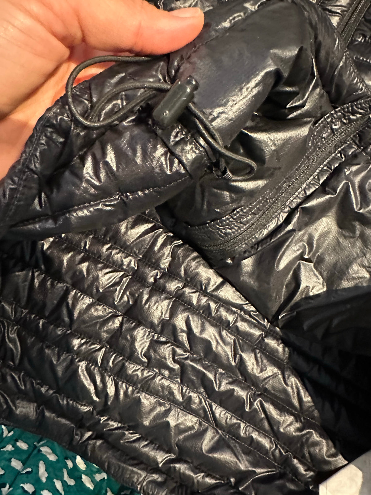 Patagonia Daunen Jacke (L Damen) Insulation schwarz