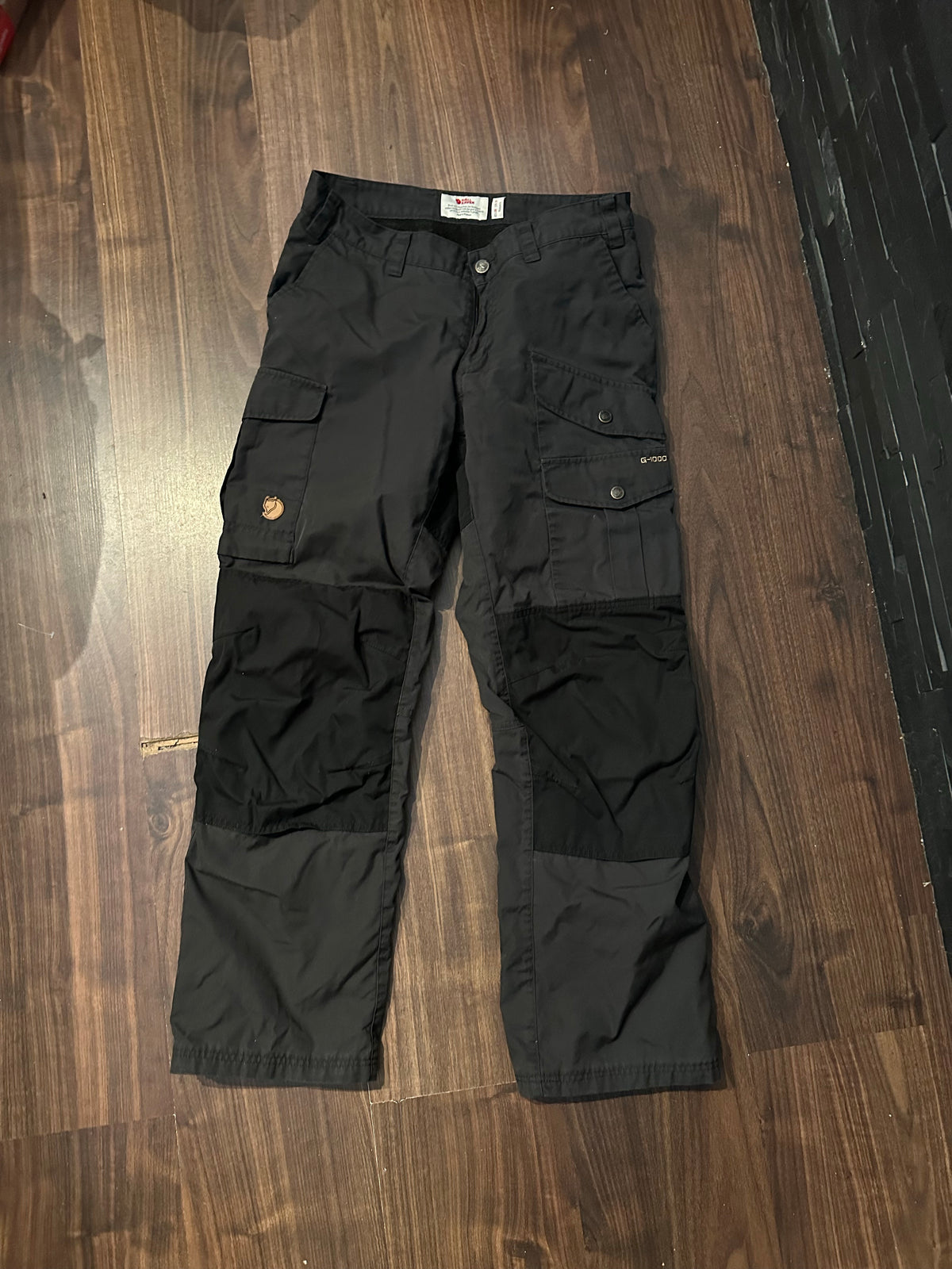 Fjällräven Barents Hose (S Damen) anthrazit grau