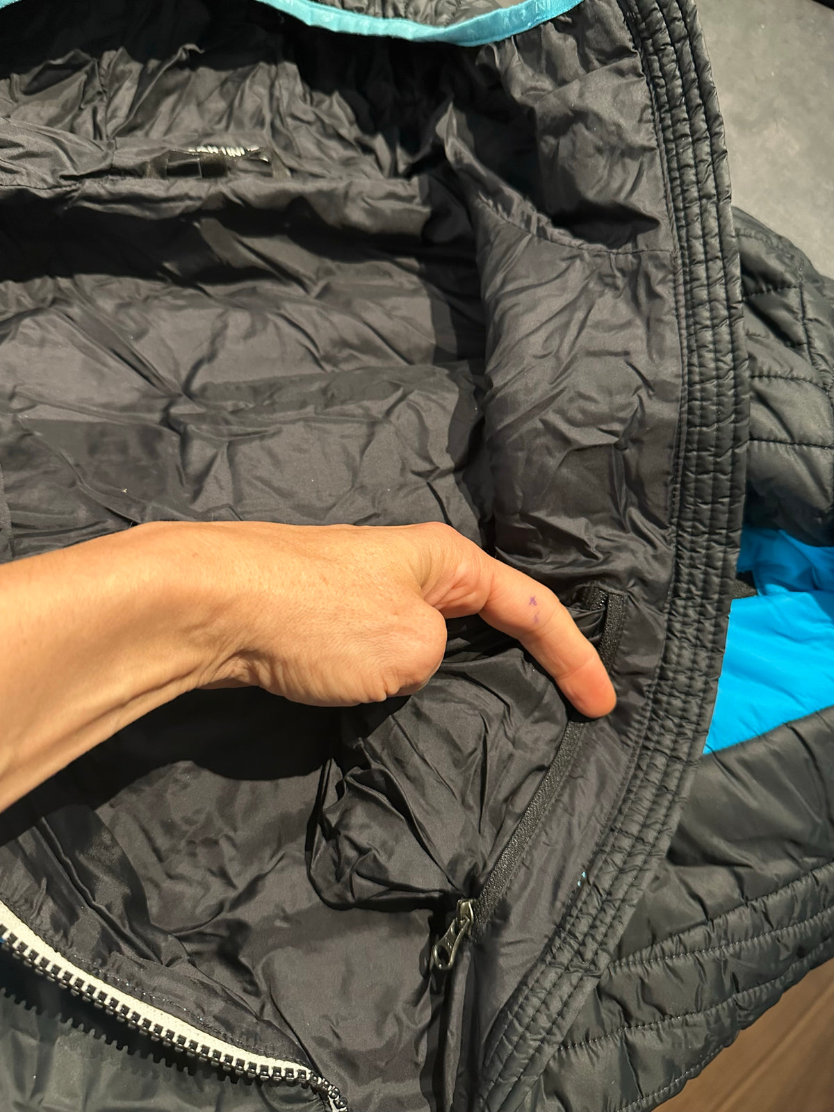 Stepp-Jacke von Martini (M Herren) blau schwarz - wanderlich.com