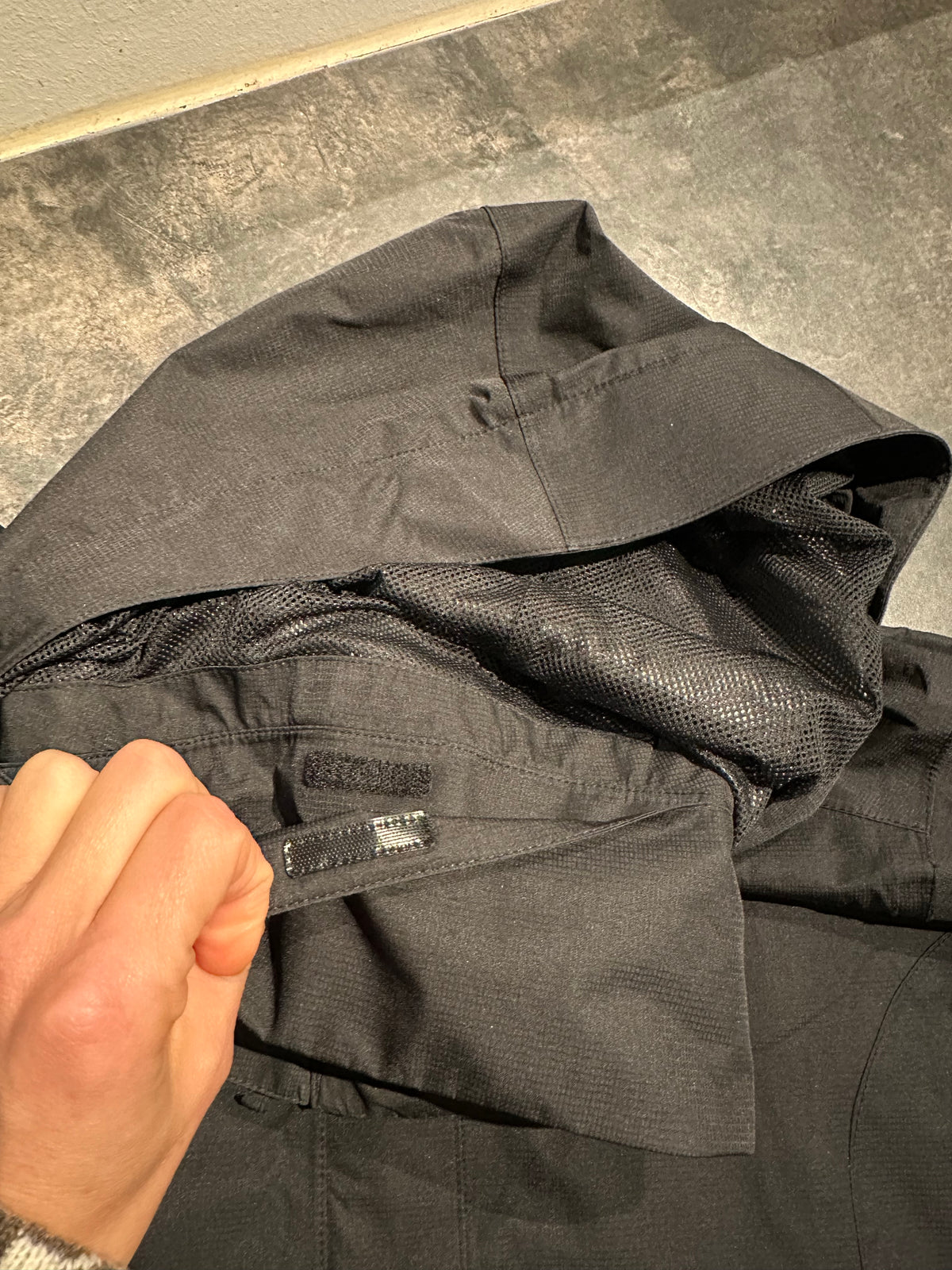Regen Jacke von Vaude (M Damen) schwarz